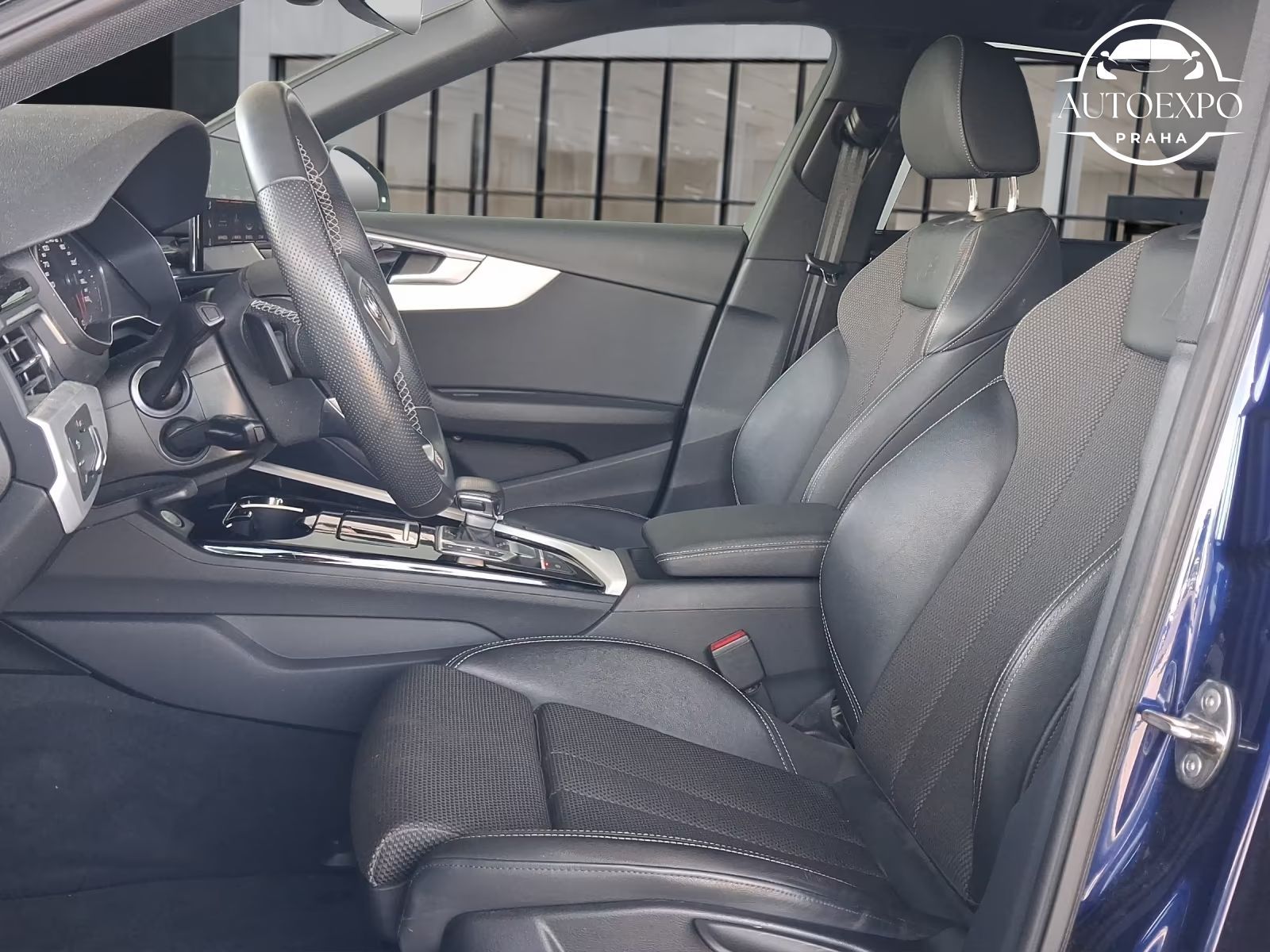 Audi A4, Avant 40 TDI quattro S tronic - fotka 5