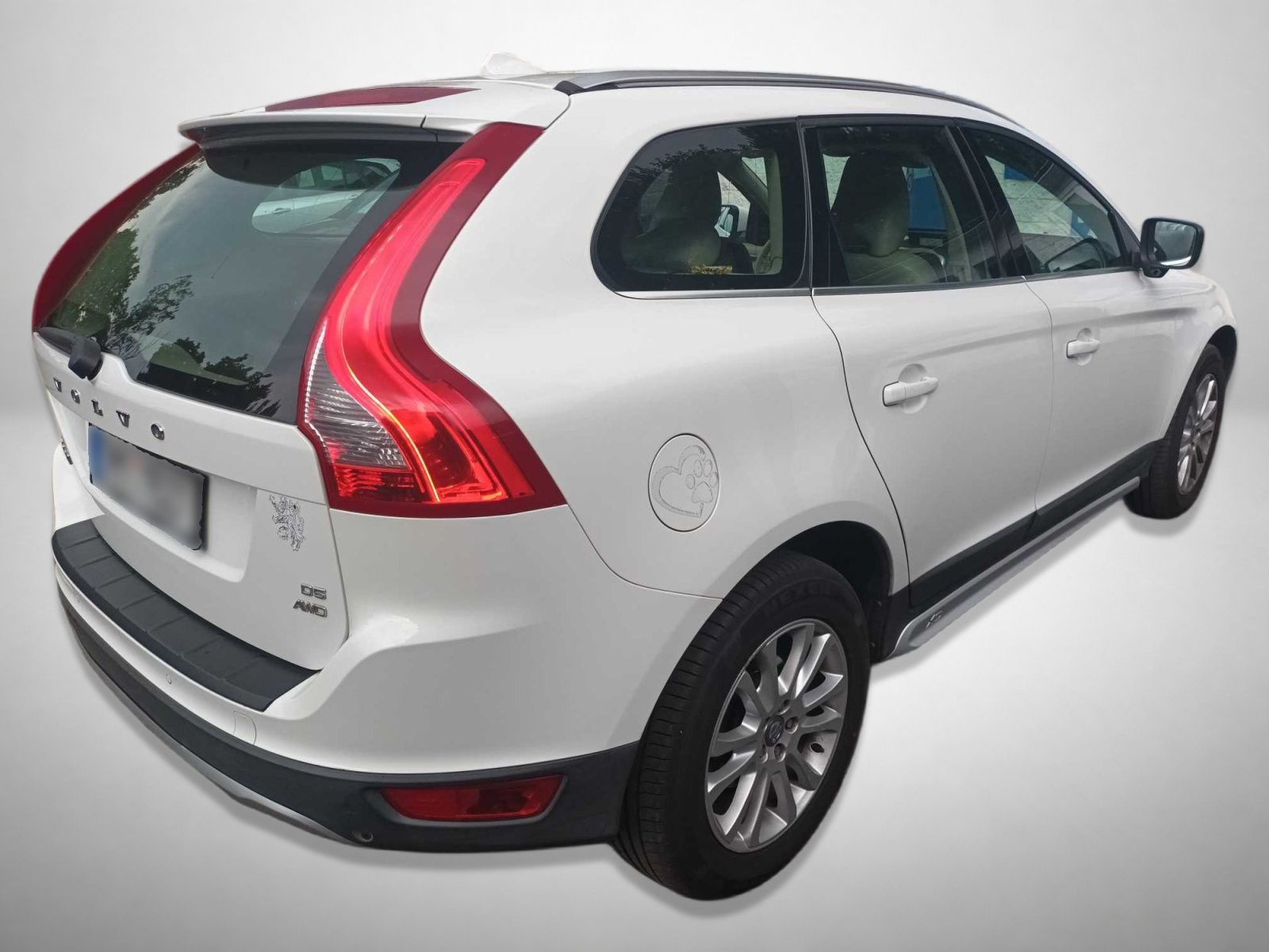 Volvo XC60, D5, Momentum, 4X4, Automat - fotka 2