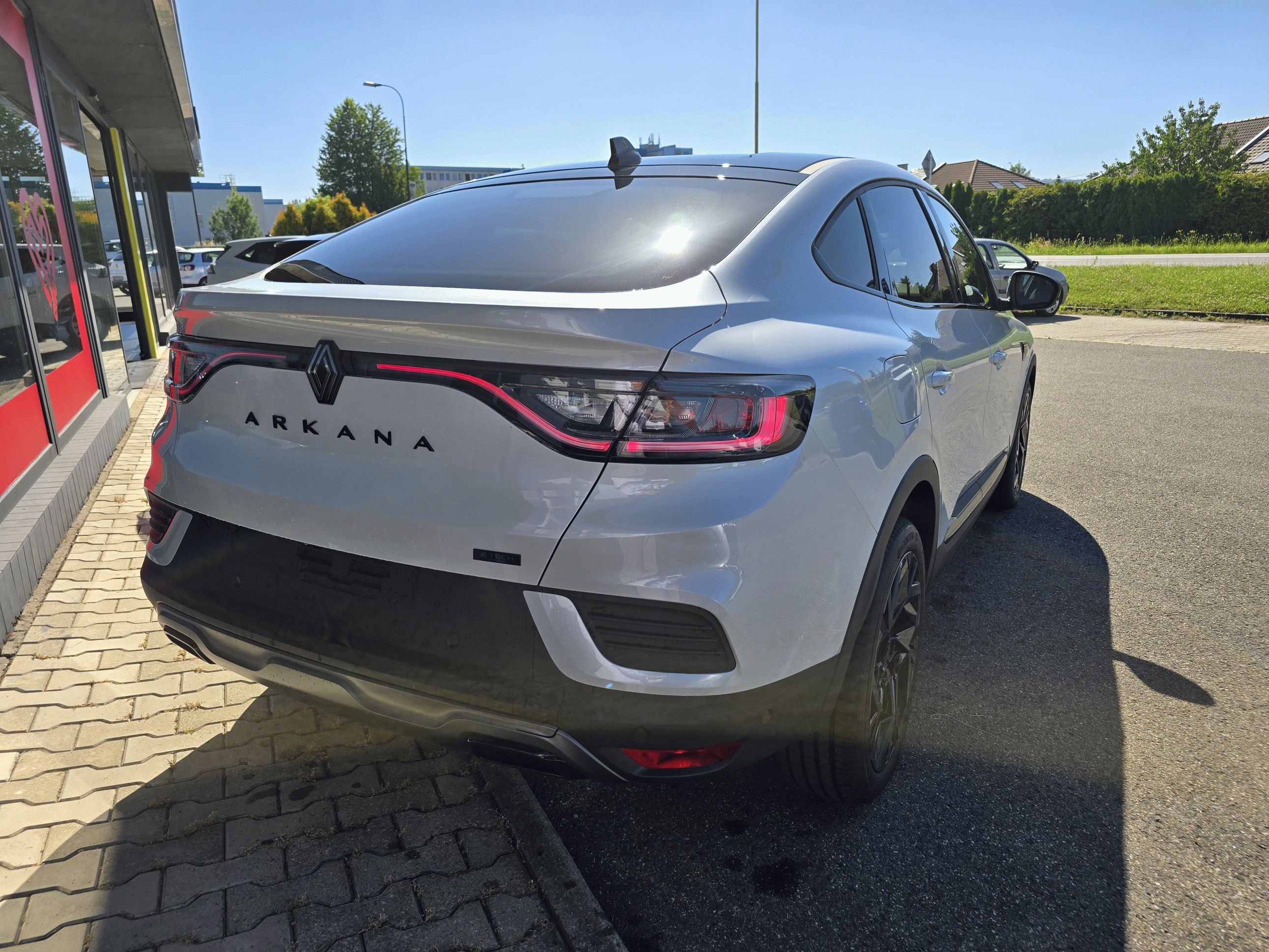 Renault Arkana, esprit Alpine full hybrid E-Te - fotka 3