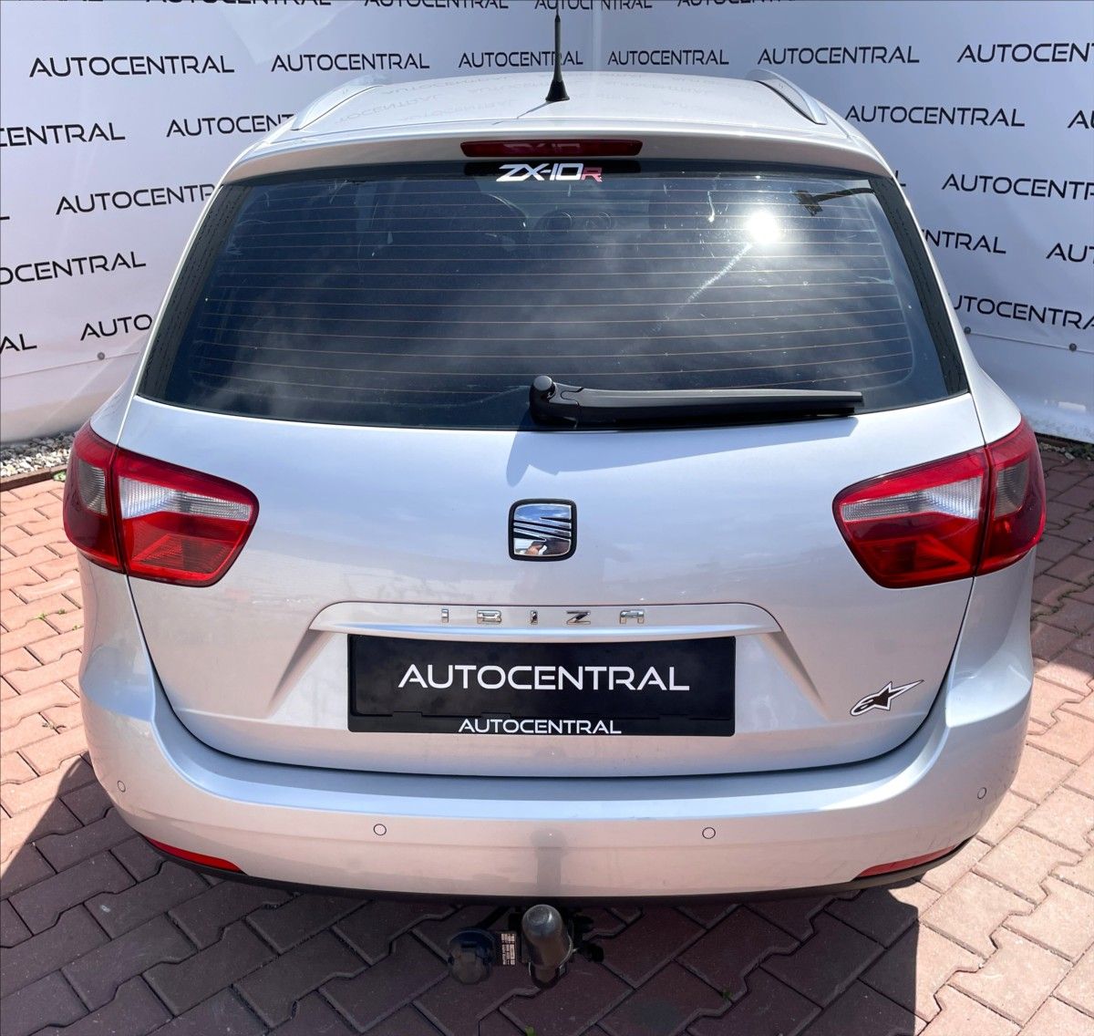 Seat Ibiza, 1,2 TSi,77kW,serv.kn. - fotka 5