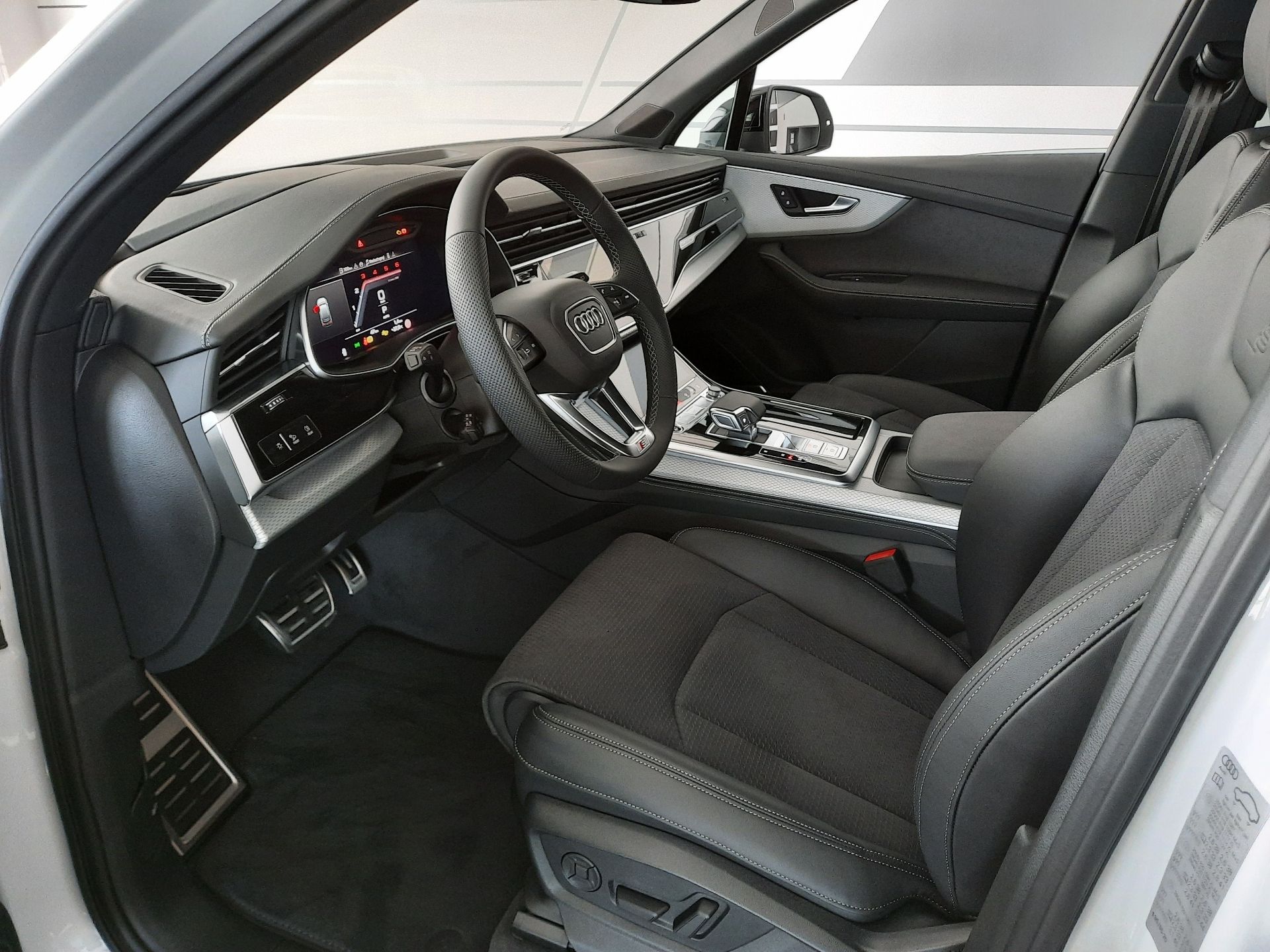Audi Q7, 50 TDI quattro (210kW/286k) Ti - fotka 6