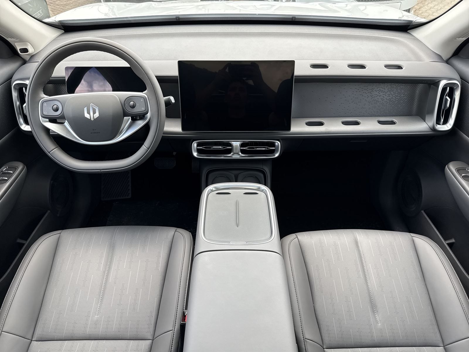 Leapmotor B10, DESIGN HYBRID EV - fotka 5