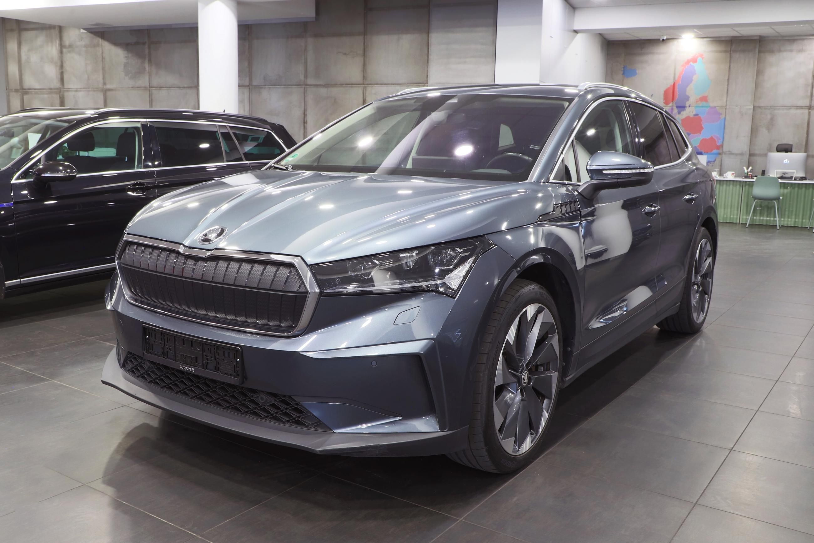 Škoda Enyaq iV, iV 80 150kW / ALU 21'' Tažné - fotka 2