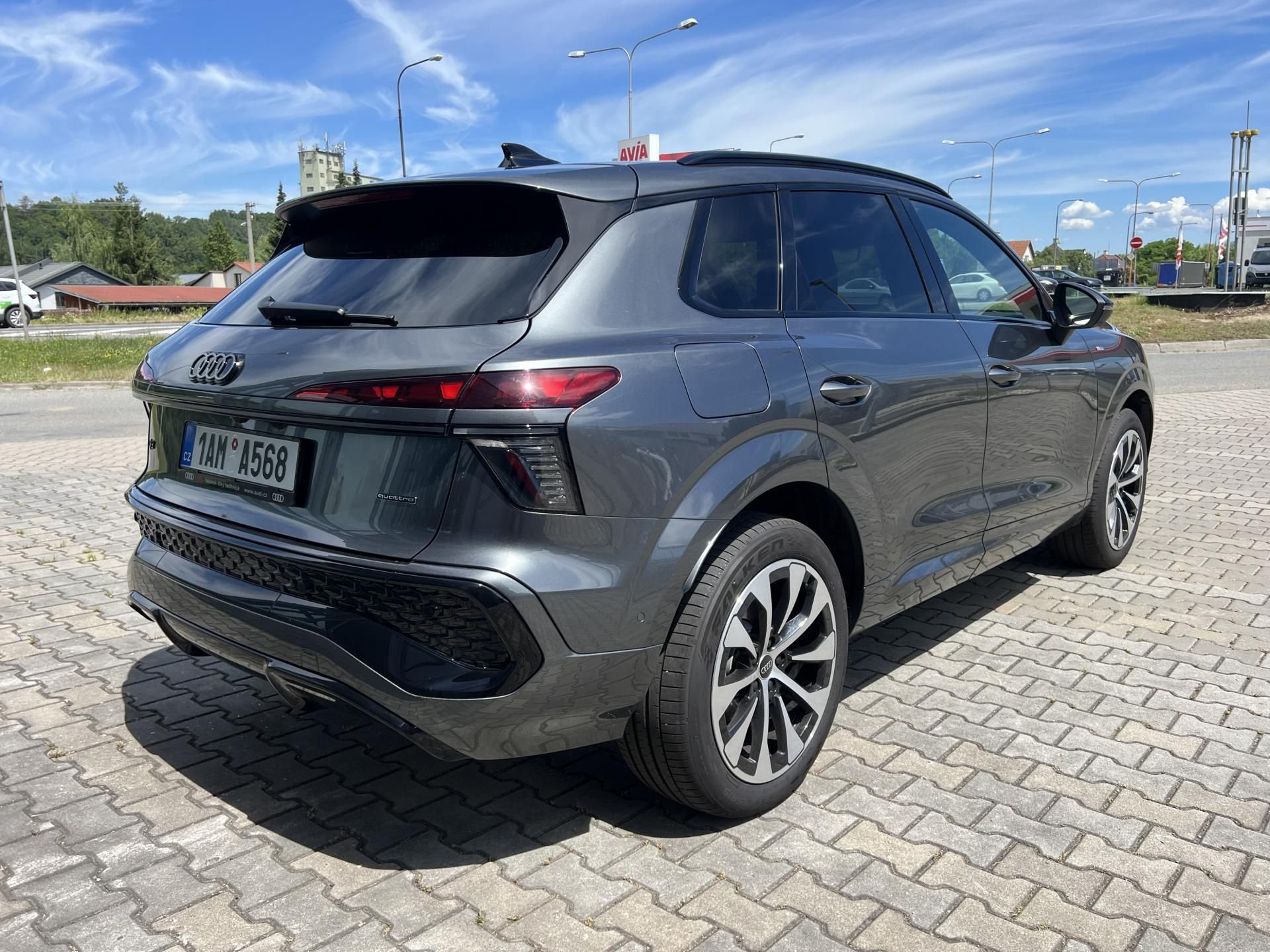 Audi Q3, Audi Q3 TFSI quattro 150 kW - fotka 6