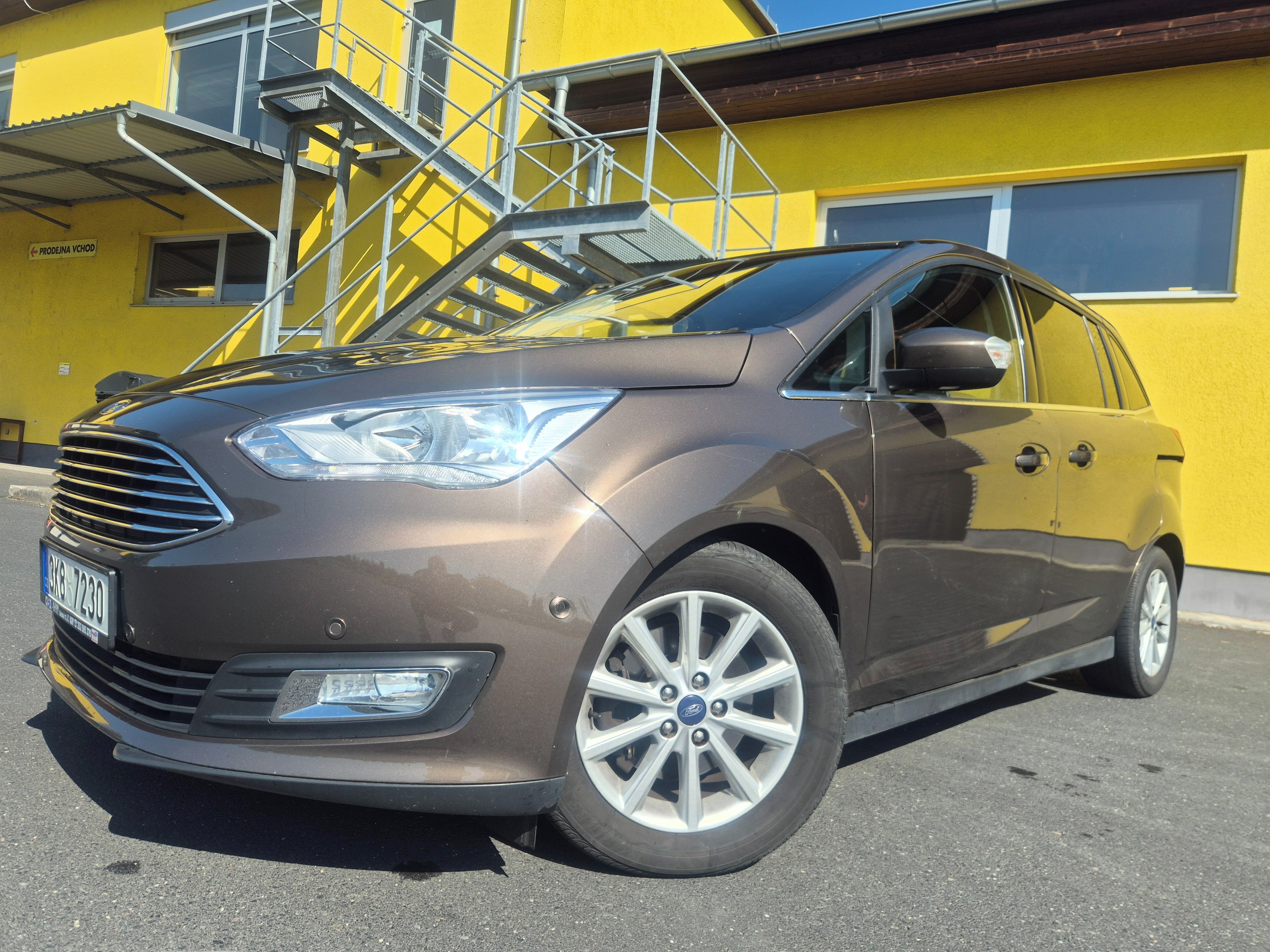 Ford Grand C-MAX, 1 maj.plný servis ZÁRUKA 1 ROK