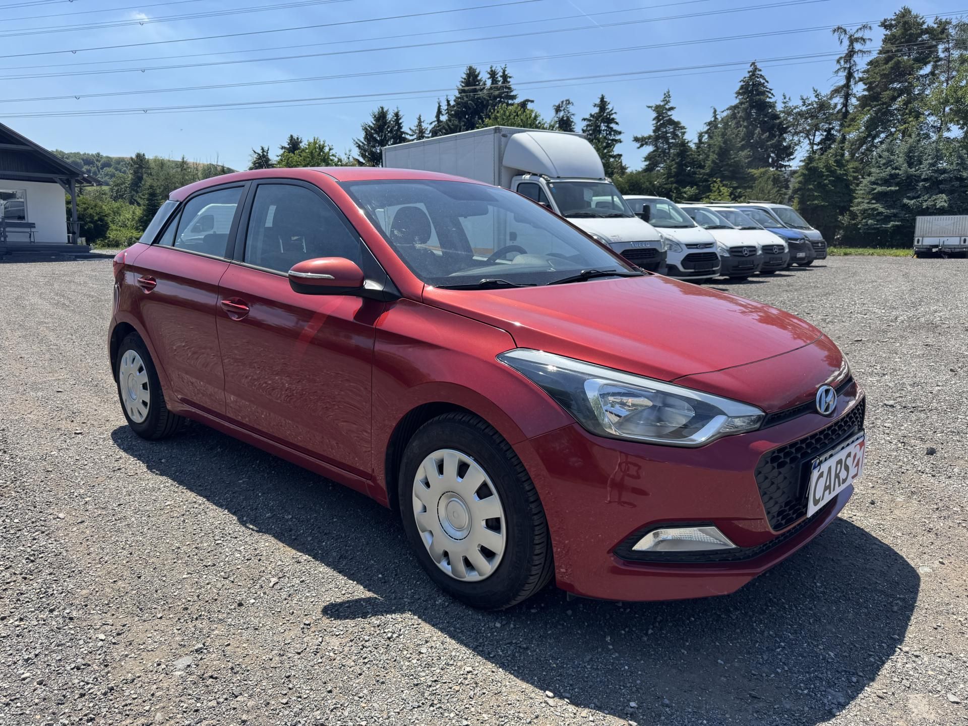 Hyundai i20, 1.1CRDi,55kw,klima,ČR,1.maj. - fotka 3