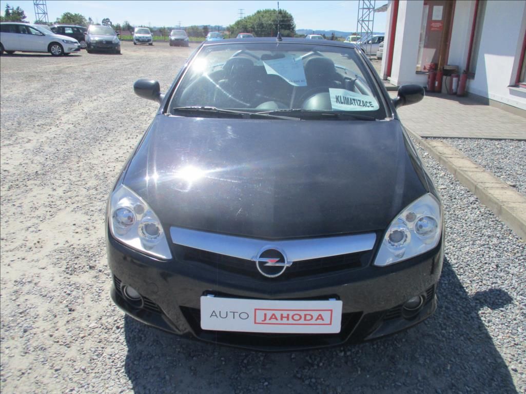 Opel Tigra, 1,8 i,klima,serv.kniha, - fotka 2