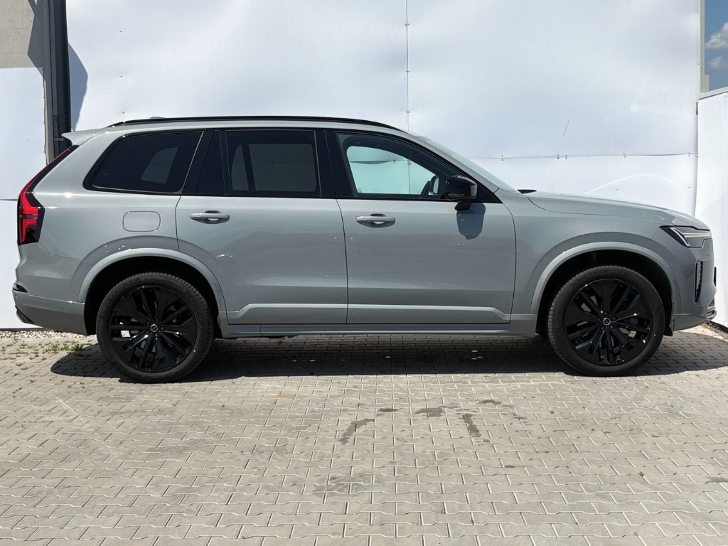 Volvo XC90, Plus Black Edition T8 335kW - fotka 4