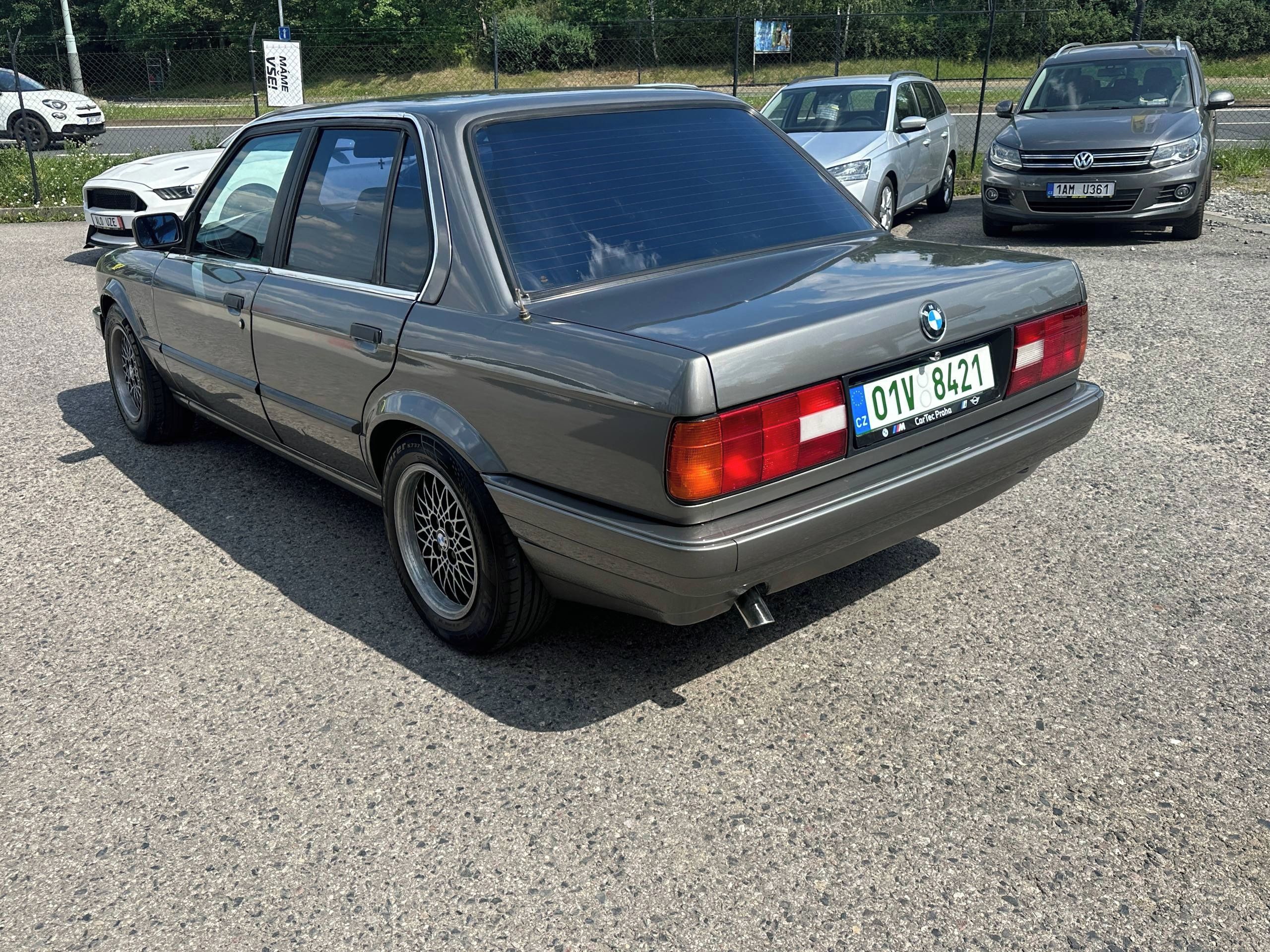 BMW Řada 3, BMW 325D 1988 - fotka 5