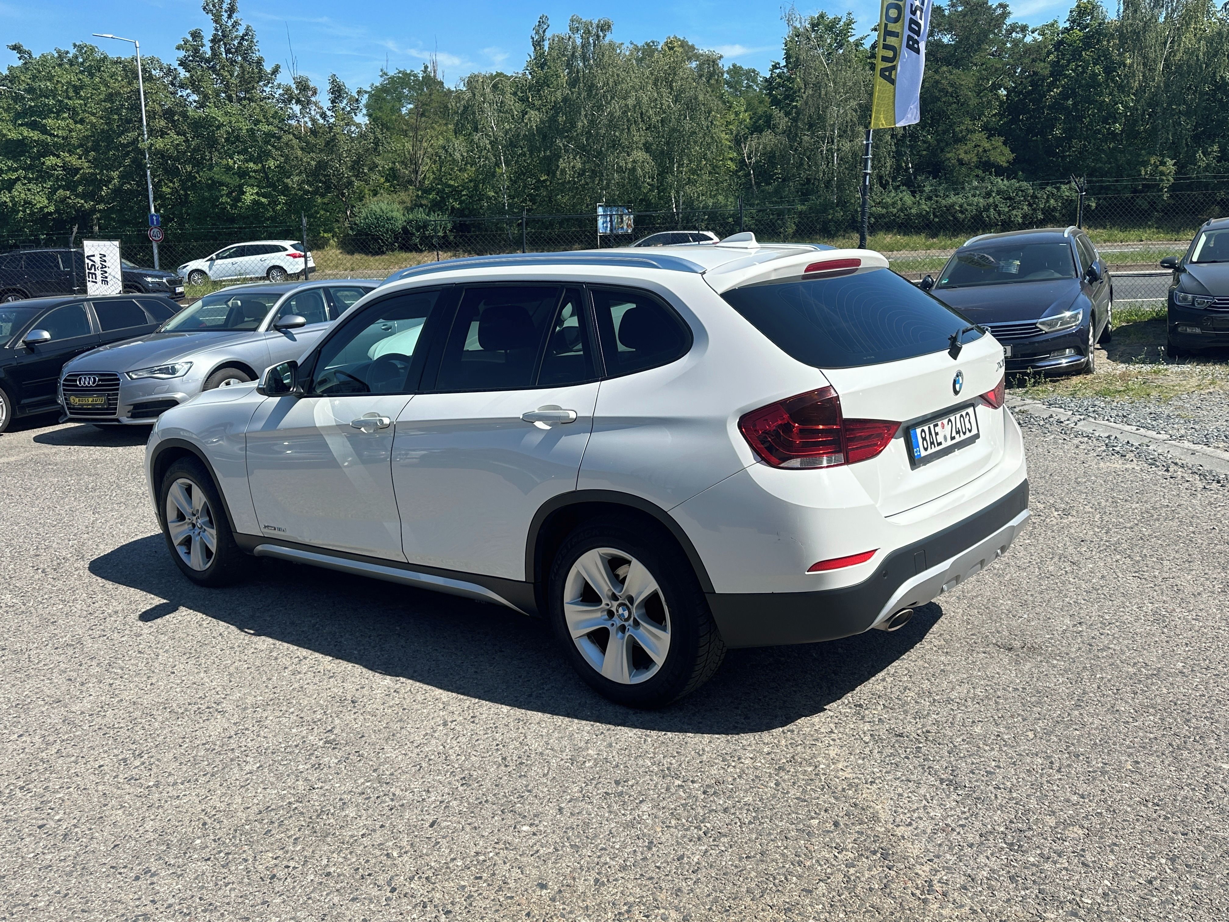 BMW X1, BMW X1 sDrive18d 2012 - fotka 5