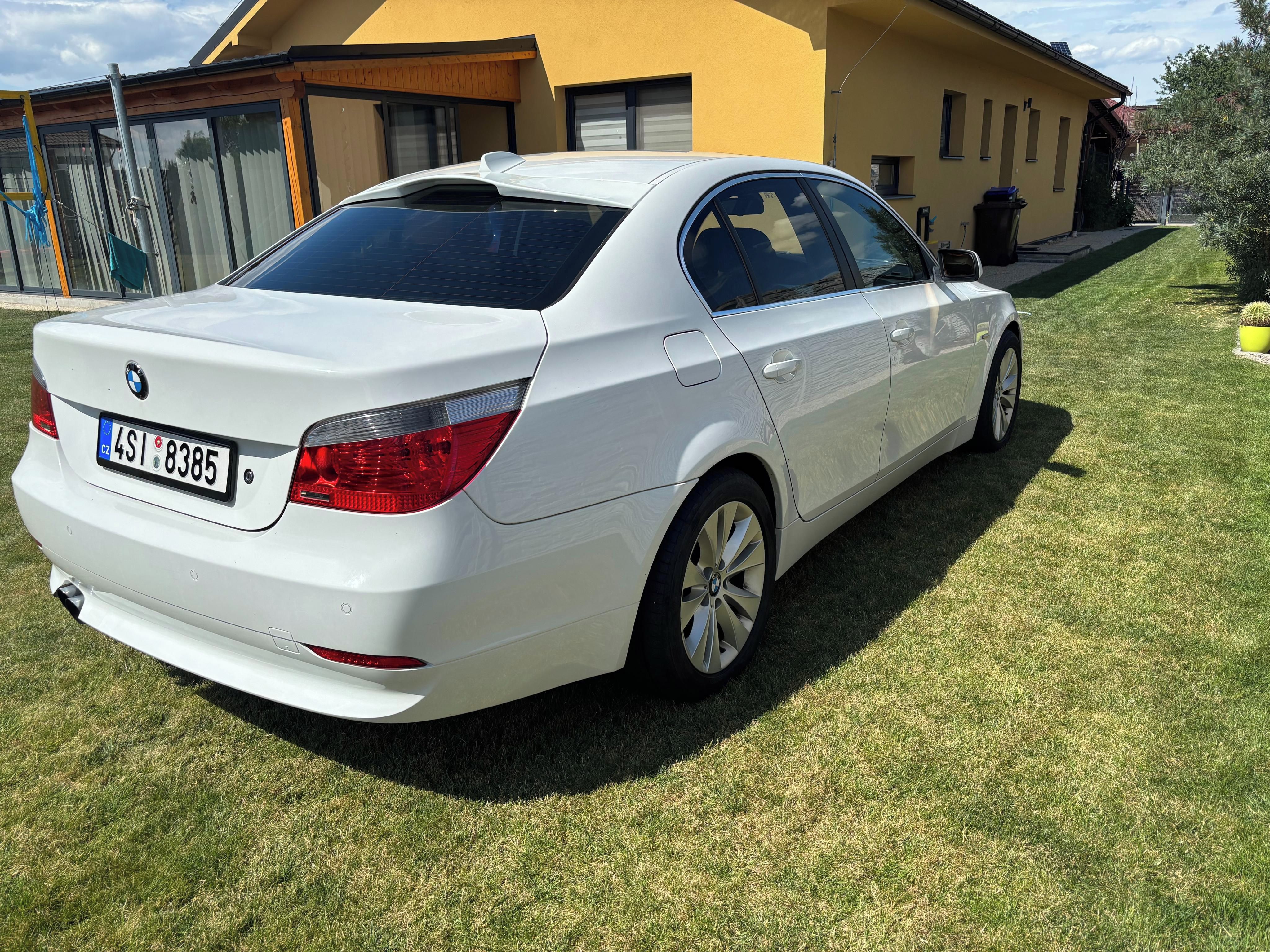 BMW Řada 5, BMW 530 ix 199kw - fotka 4