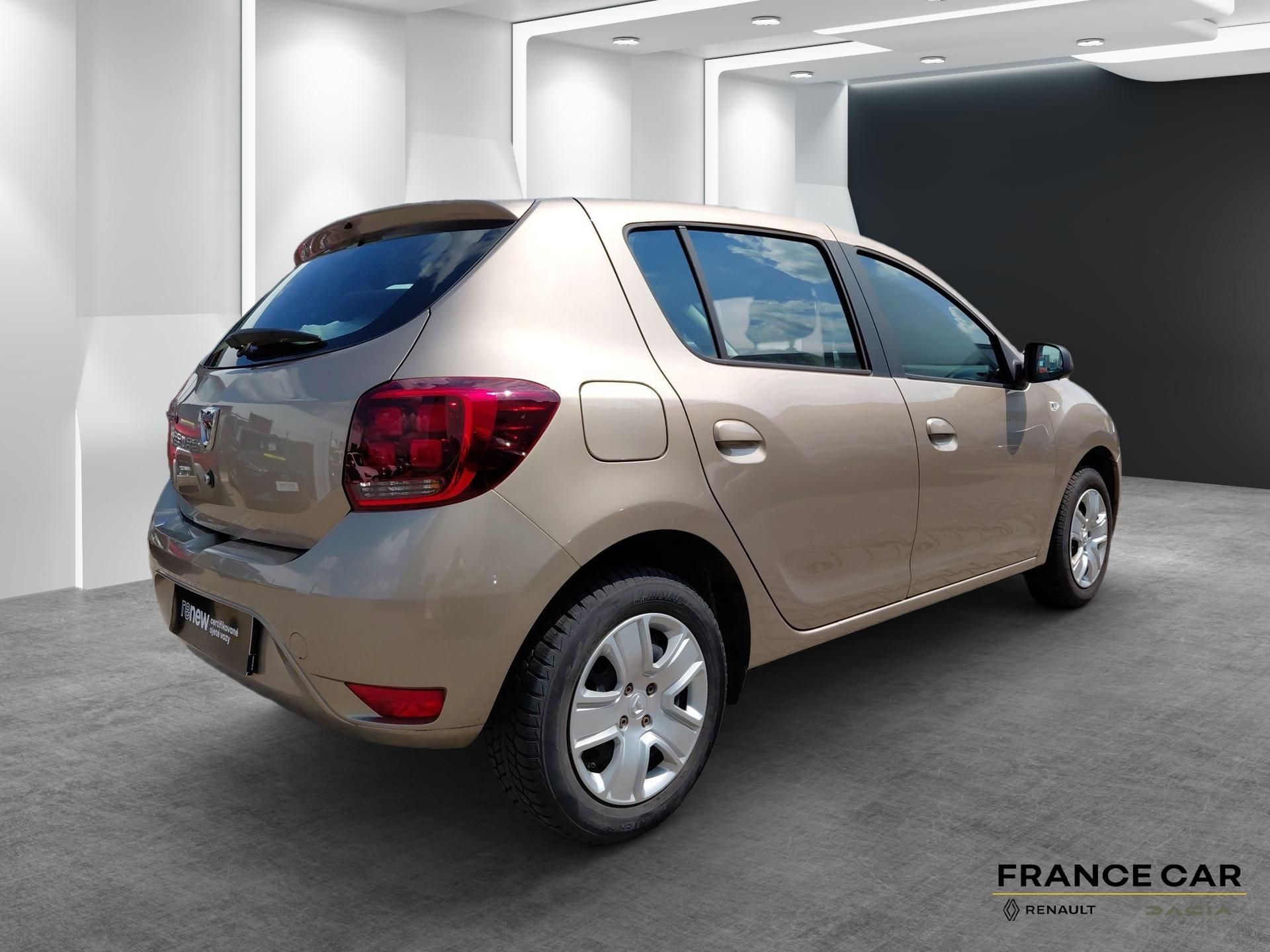 Dacia Sandero, 1,0 SCe 54 kW Arctica 1.maj. - fotka 5