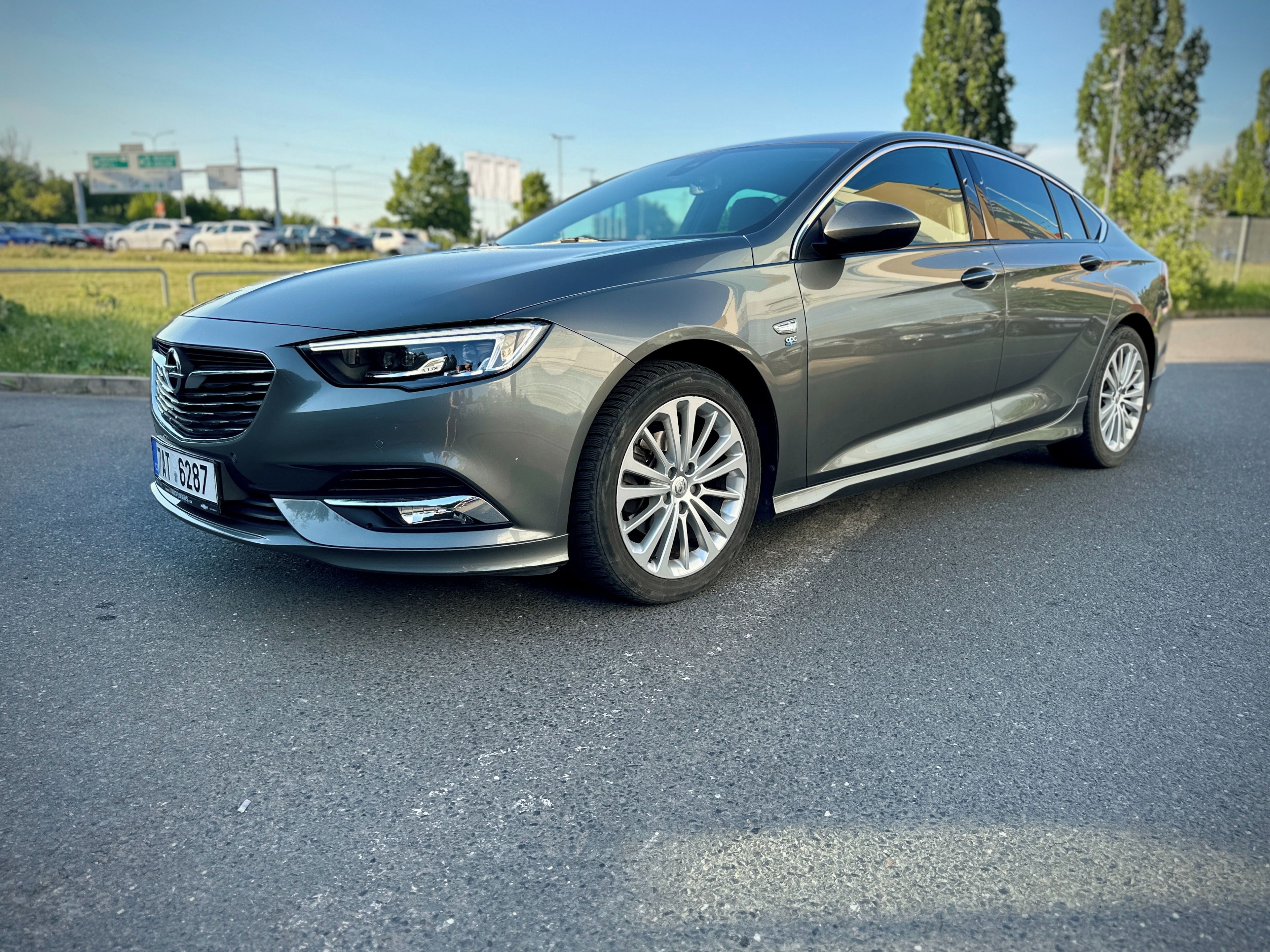 Opel Insignia, OPC Line 1.5 Turbo TOP stav - fotka 3