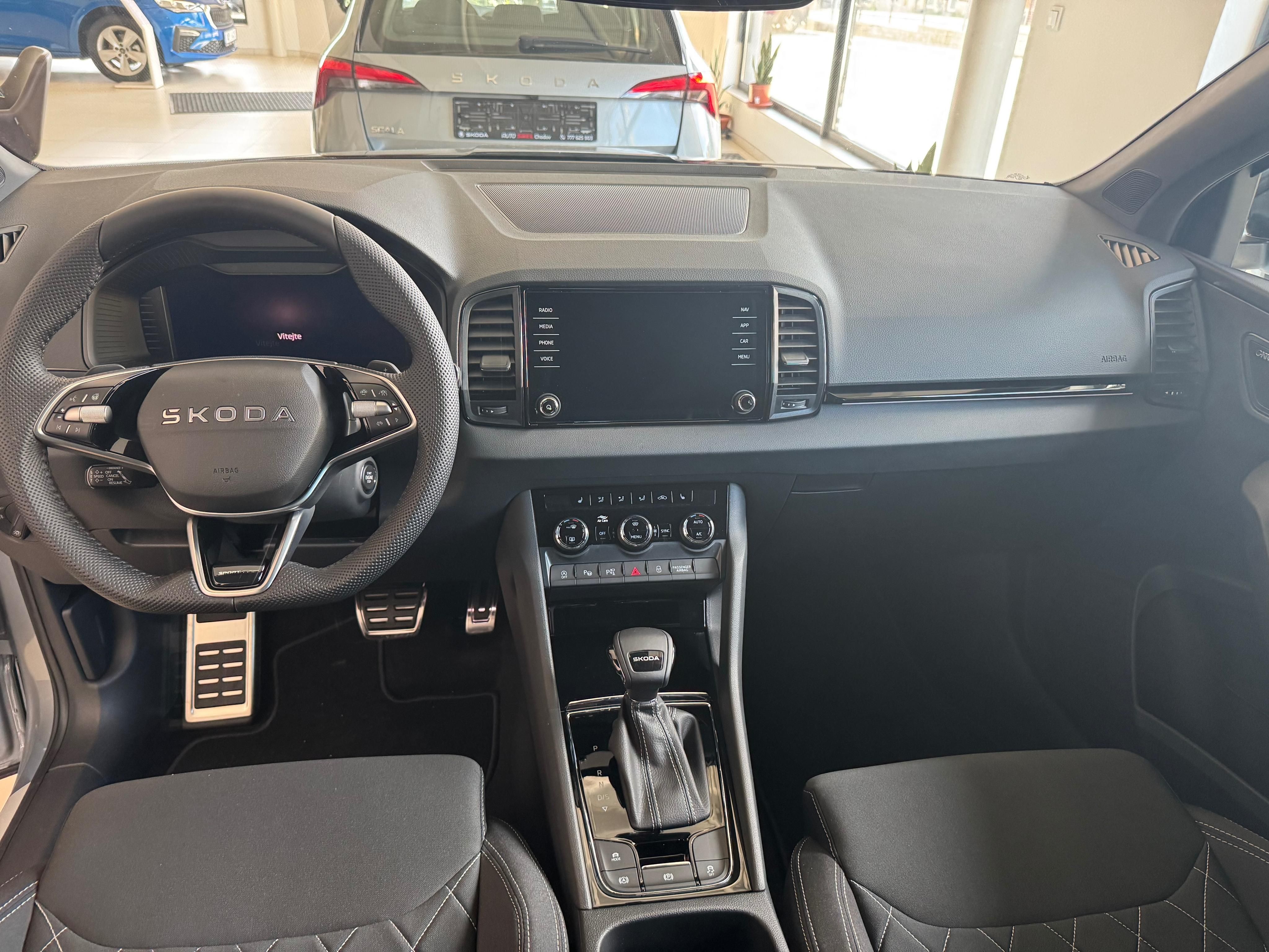 Škoda Karoq, Sportline, 1.5 TSI, 110kw, DSG - fotka 6