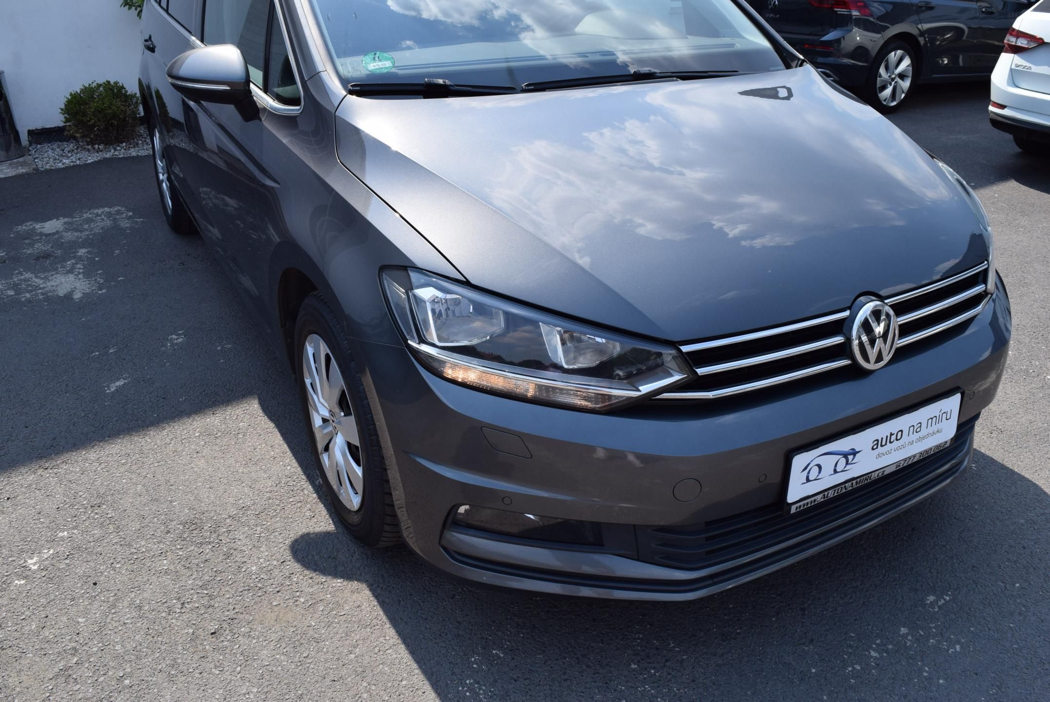 Volkswagen Touran, 1.4TSI 110kw CLBMT 7MÍST TAŽNÉ - fotka 4