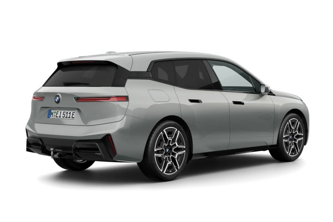 BMW iX, xDrive45 - fotka 2