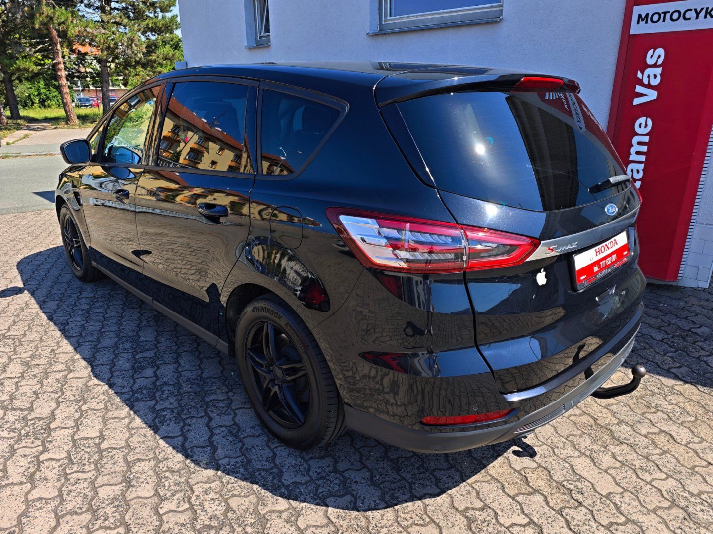 Ford S-MAX, 2.0 TDCI 110kW NAVI 7 míst - fotka 4