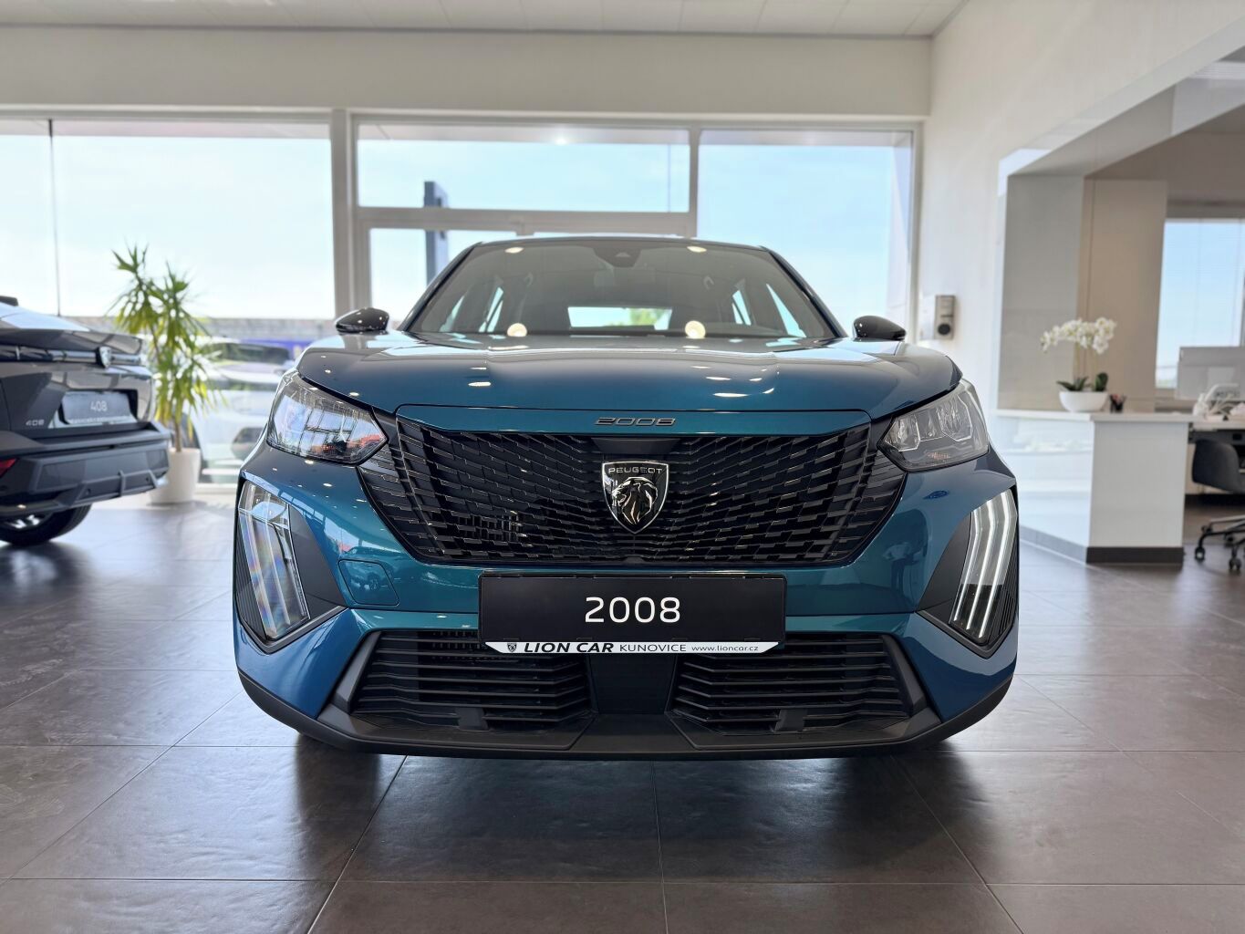 Peugeot 2008, BUSINESS Hybrid 110 e-DCS6 - fotka 3