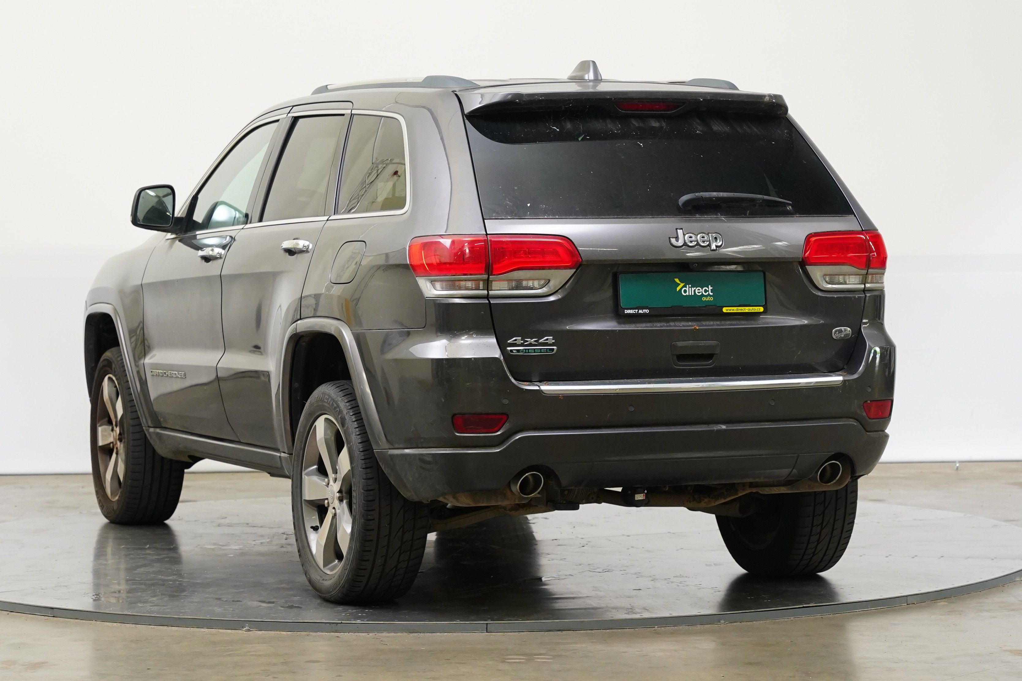 Jeep Grand Cherokee, 3.0 CRD 184 kW Overland - fotka 4