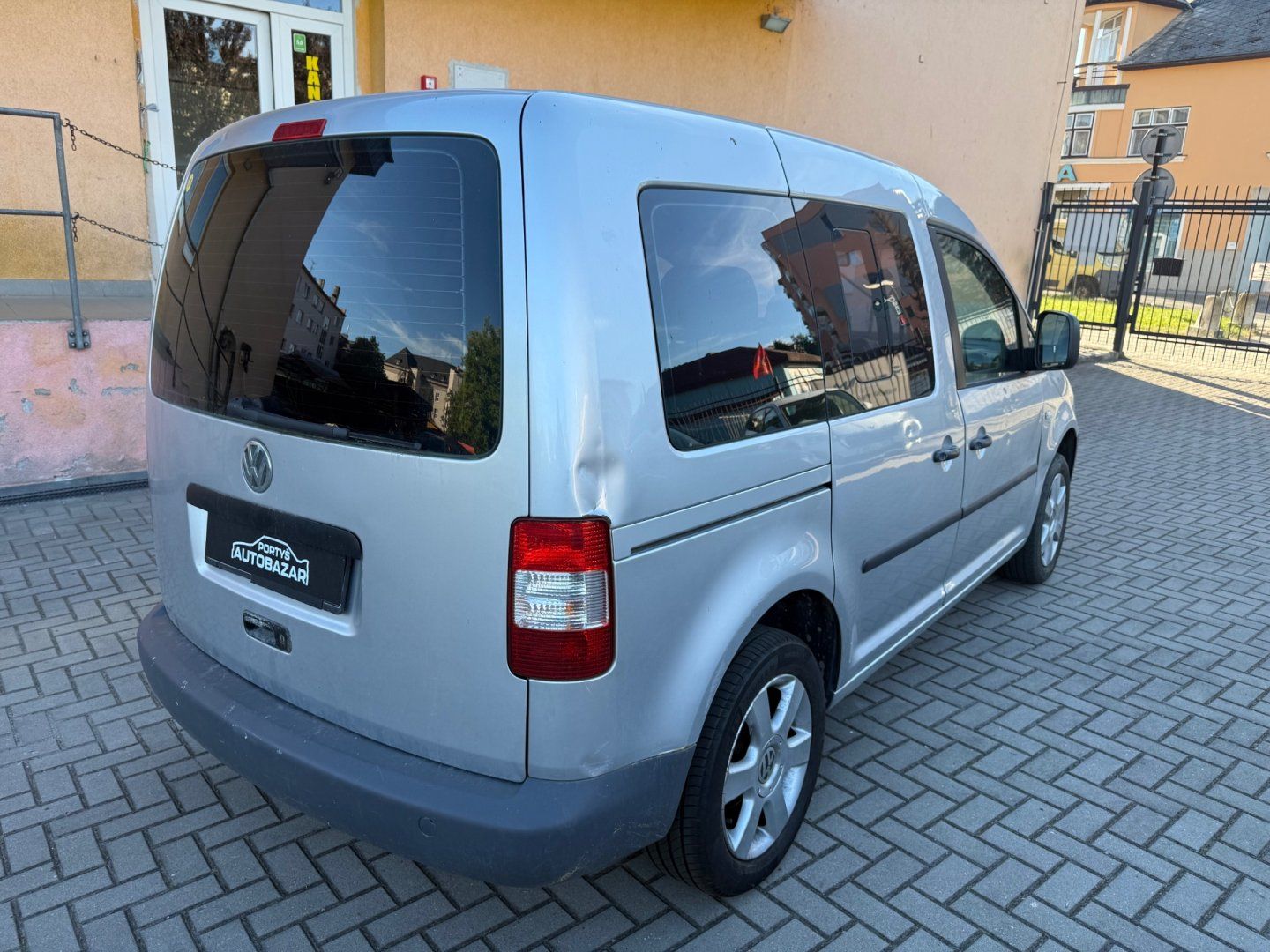 Volkswagen Caddy, 1.4 MPI - LPG - 7 Míst ! - fotka 3