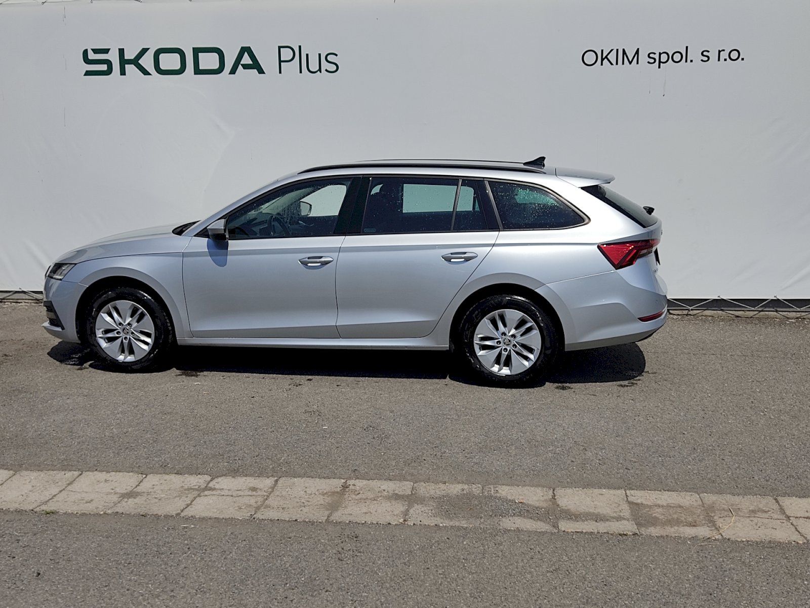 Škoda Octavia, combi Ambition Plus 1,5 Tsi - fotka 3