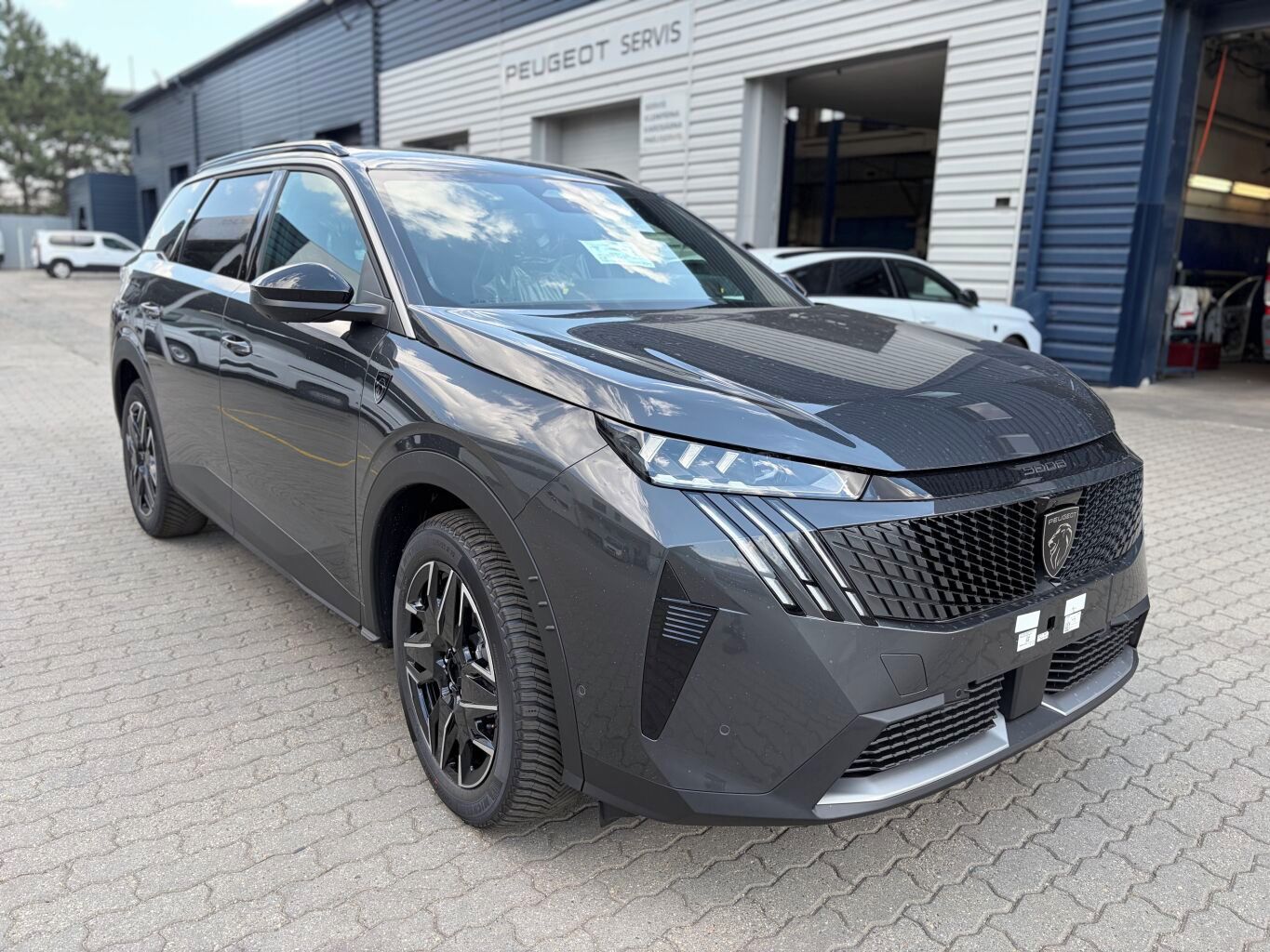 Peugeot 5008, GT Hybrid 145 e-DCS6- - KAMERY