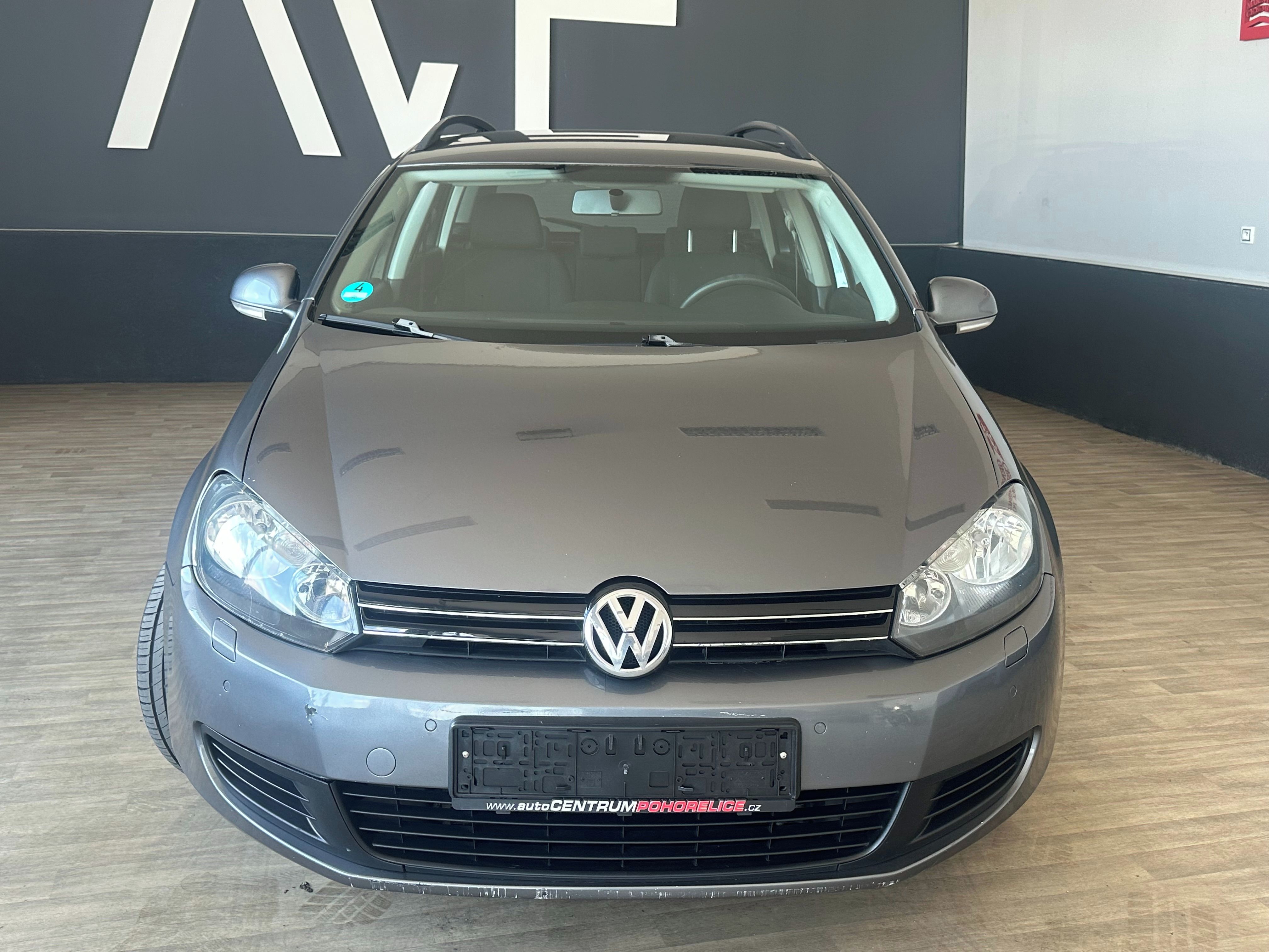 Volkswagen Golf, 1,6 TDI*77KW*Výhřev*PDC* - fotka 2
