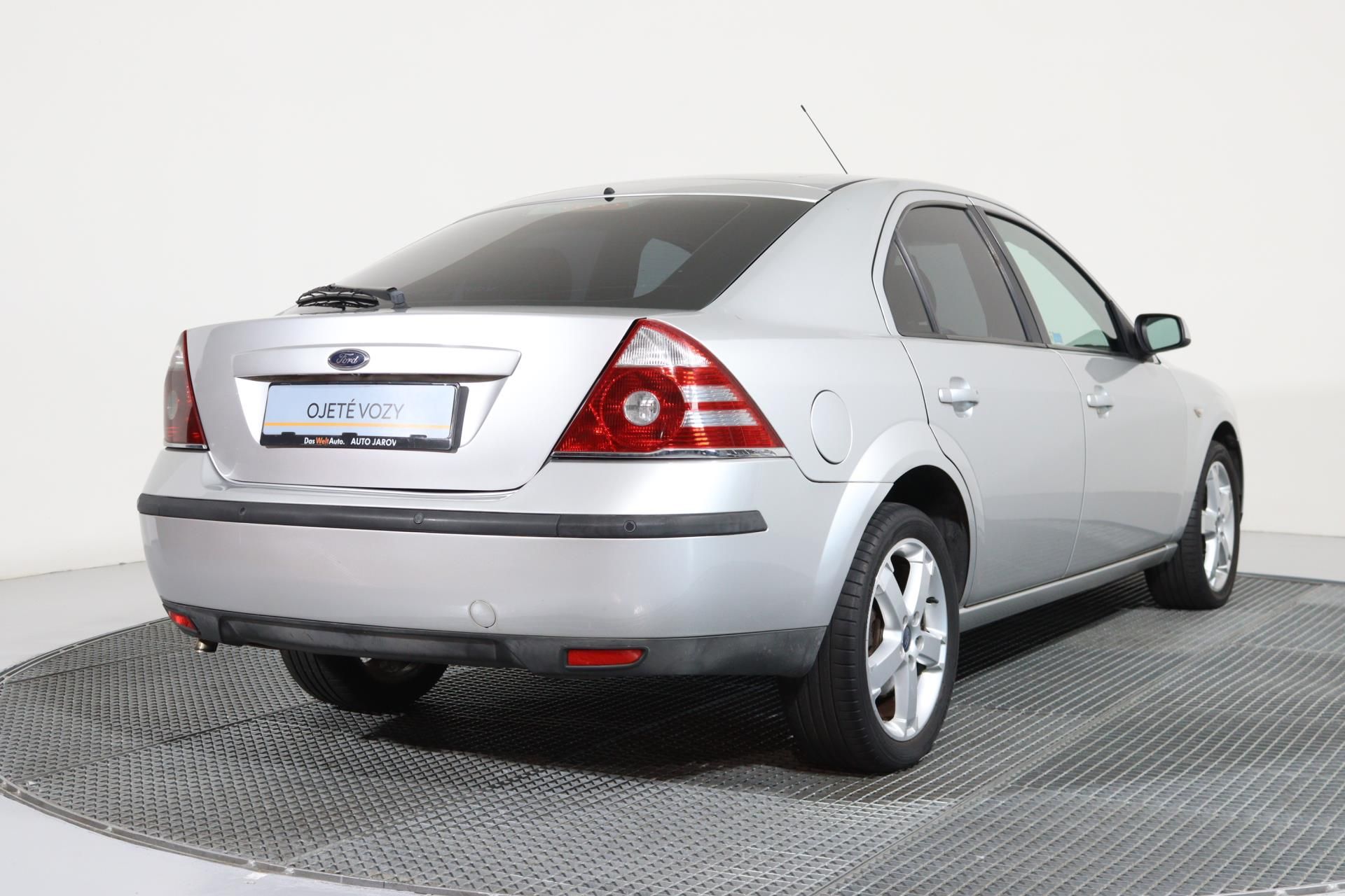 Ford Mondeo, 2.0i 107kw - fotka 2