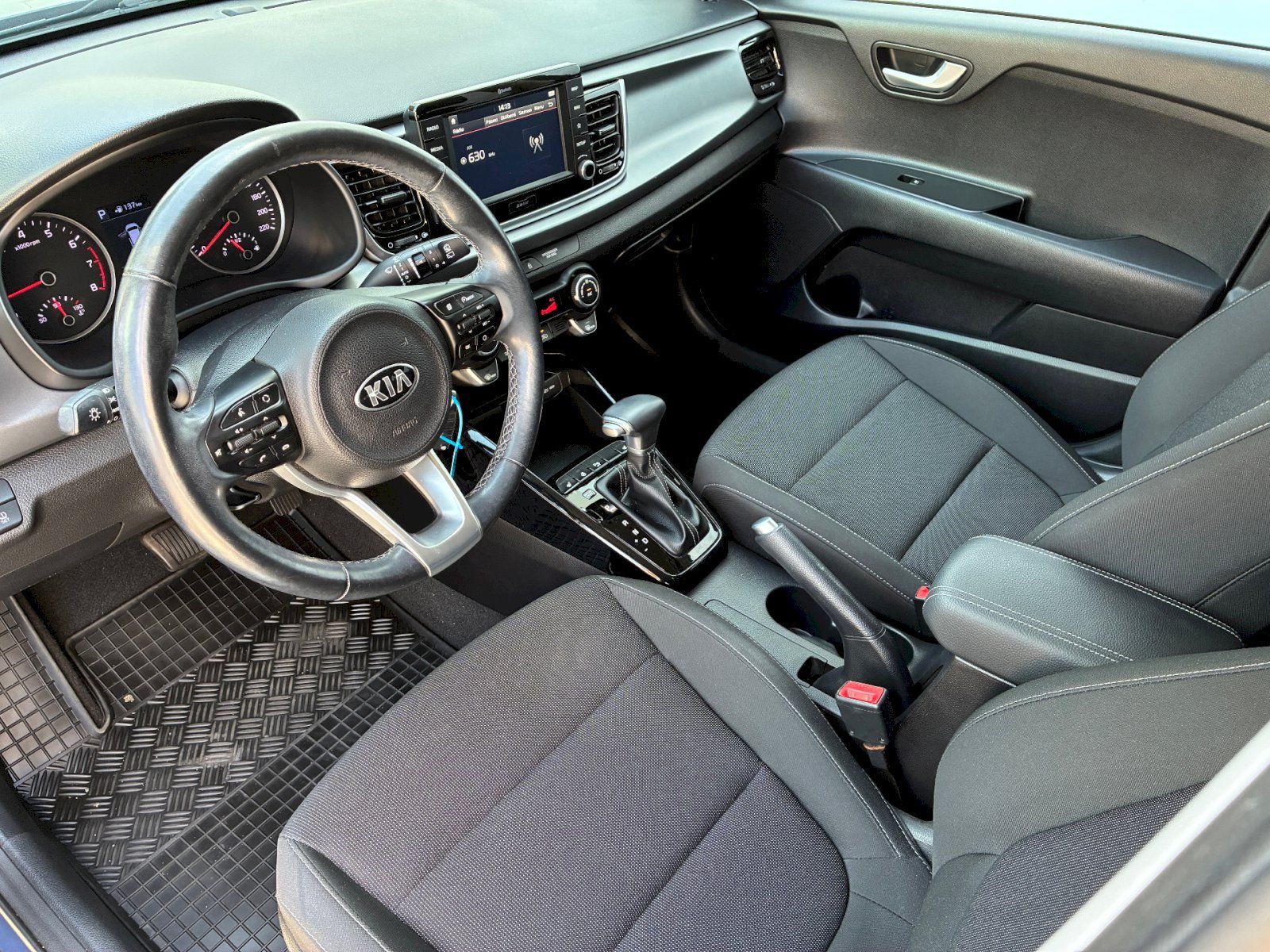 Kia Rio, 1,4 CVVT / 73 kW Exclusive 6AT - fotka 5