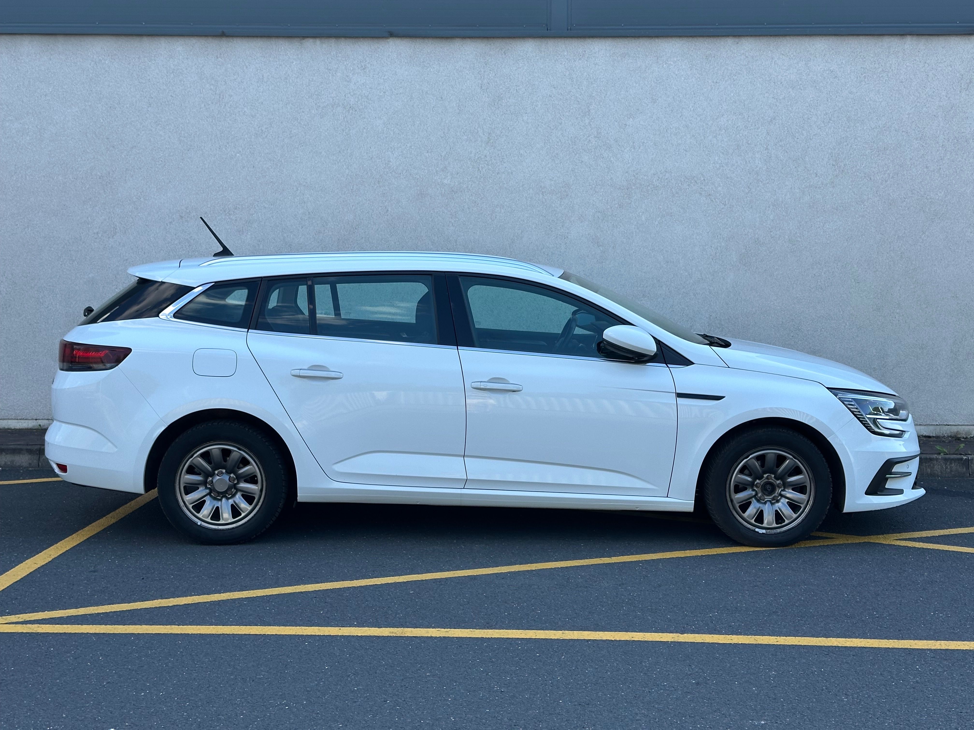Renault Mégane, 1,5dci,navi,kessy,1.maj.čr,DPH - fotka 4