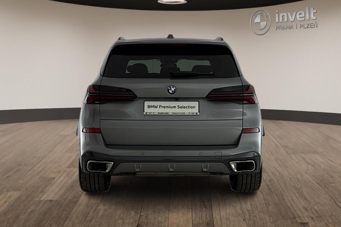 BMW X5, xDrive30d - fotka 4