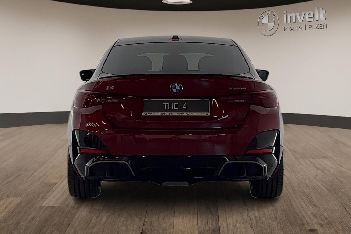 BMW i4, xDrive40 - fotka 4