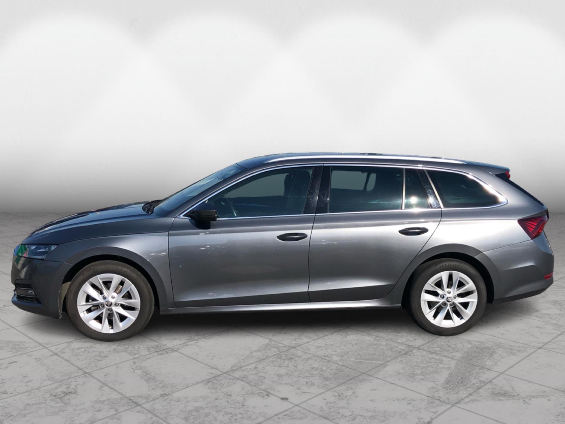 Škoda Octavia, IV Combi Style Plus 2,0TDI /11 - fotka 3