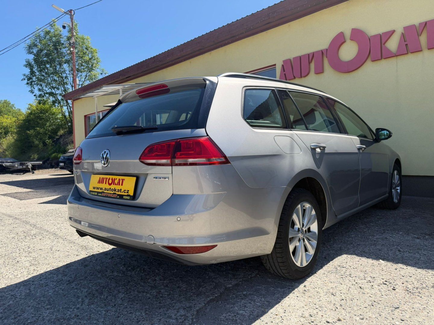 Volkswagen Golf, 1.6 TDi 81kW/1MAJ/Tempomat - fotka 3