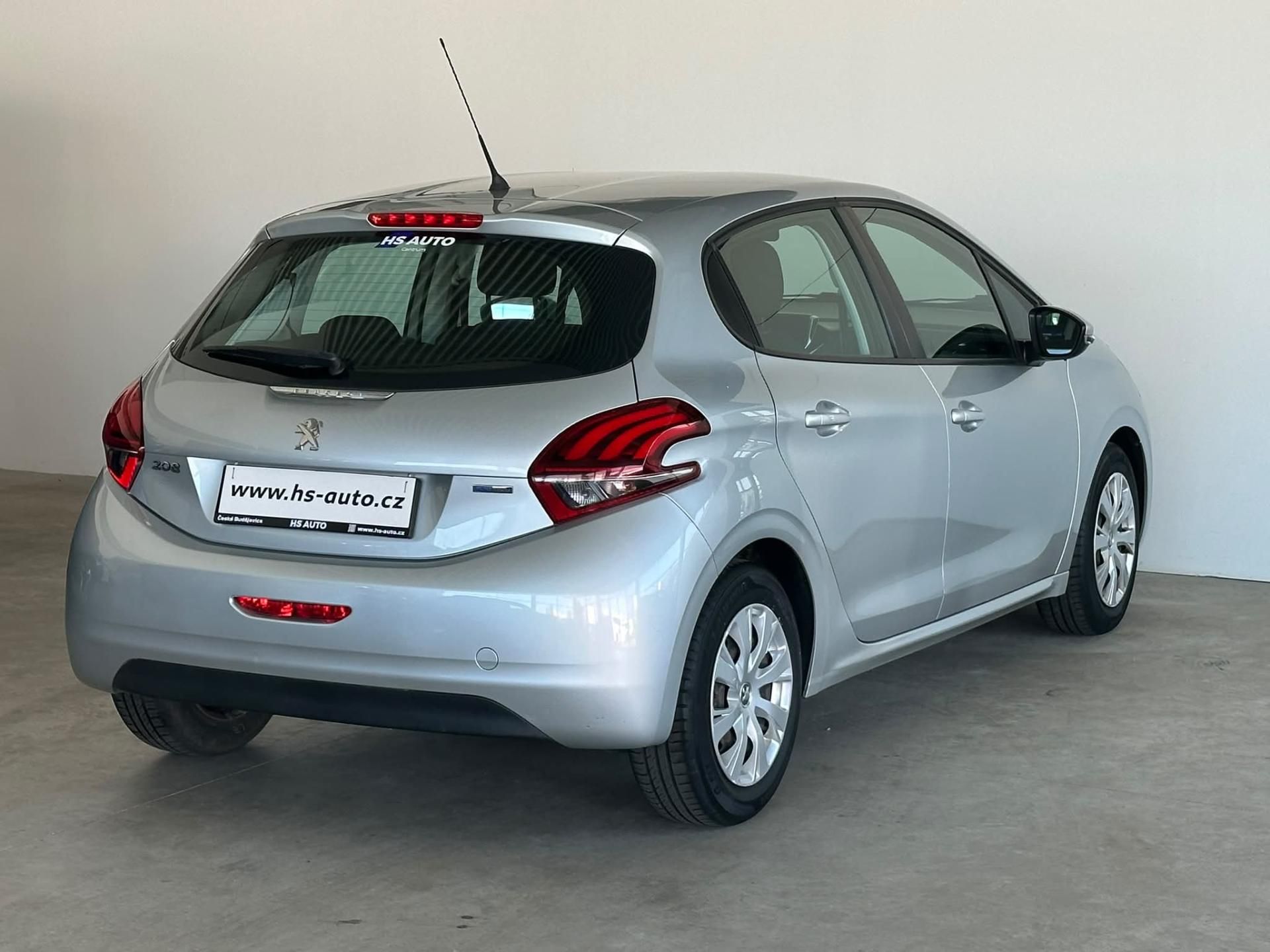 Peugeot 208, 1,2 Puretech, tempomat, ČR - fotka 6