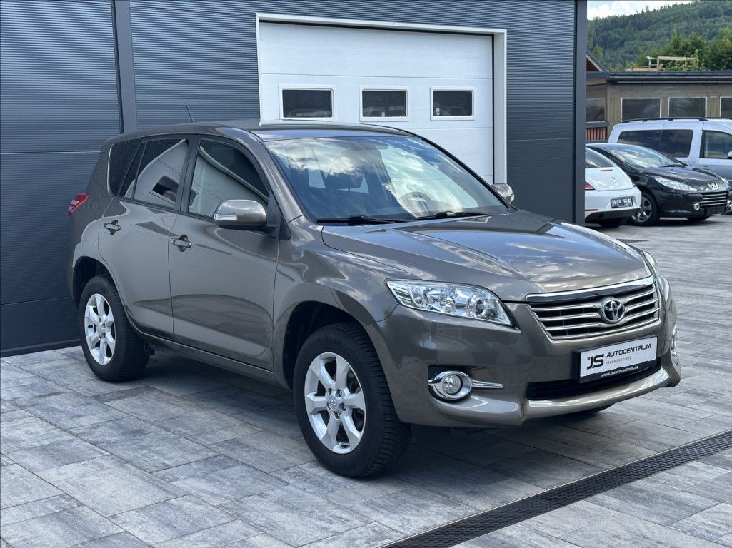 Toyota Rav4, 2,0 158PS  Life A/T 4x4 - fotka 5