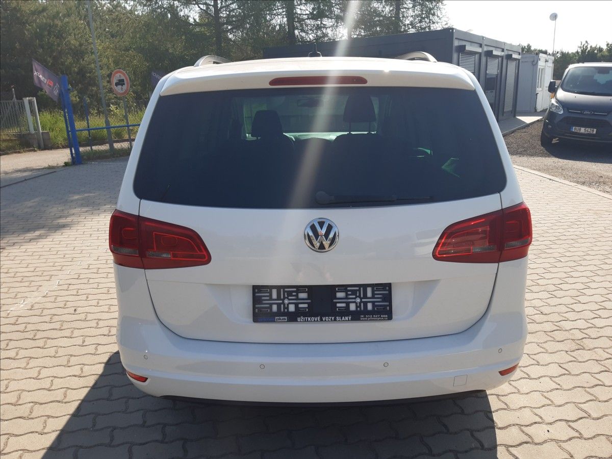 Volkswagen Sharan, 2,0 DSG NAVI KAMERA - fotka 4