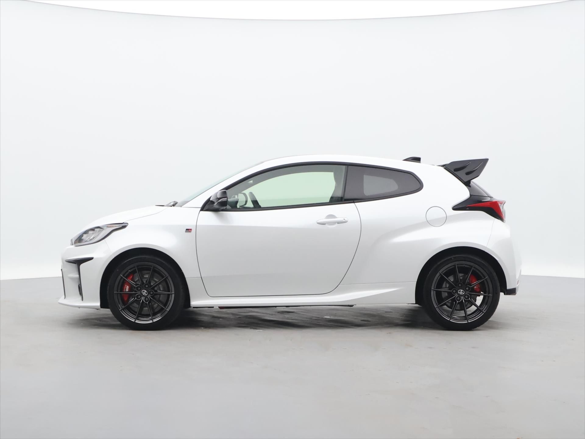 Toyota Yaris, 1,6 Turbo AWD GR Four Circuit - fotka 4