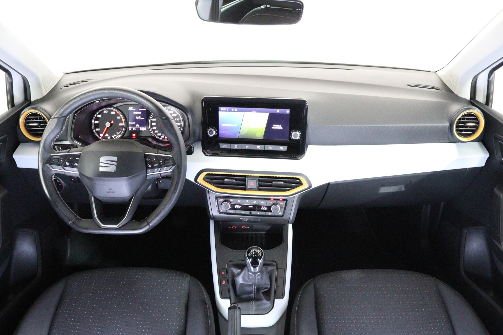 Seat Arona, Style 1.0 TSI / LED SVĚTLA, SU - fotka 5