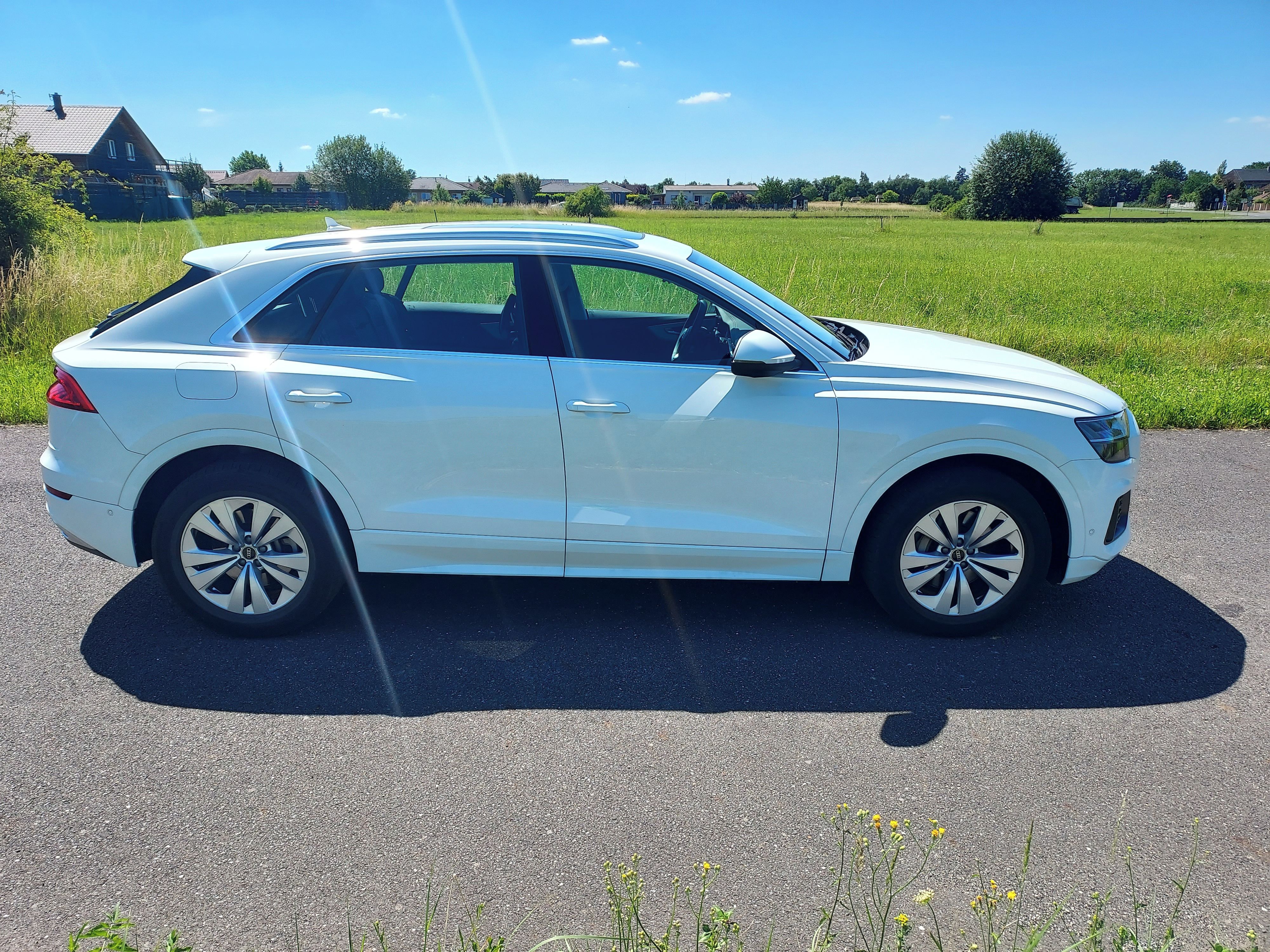 Audi Q8, 55 TFSI quattro 3.0/250kW - fotka 3