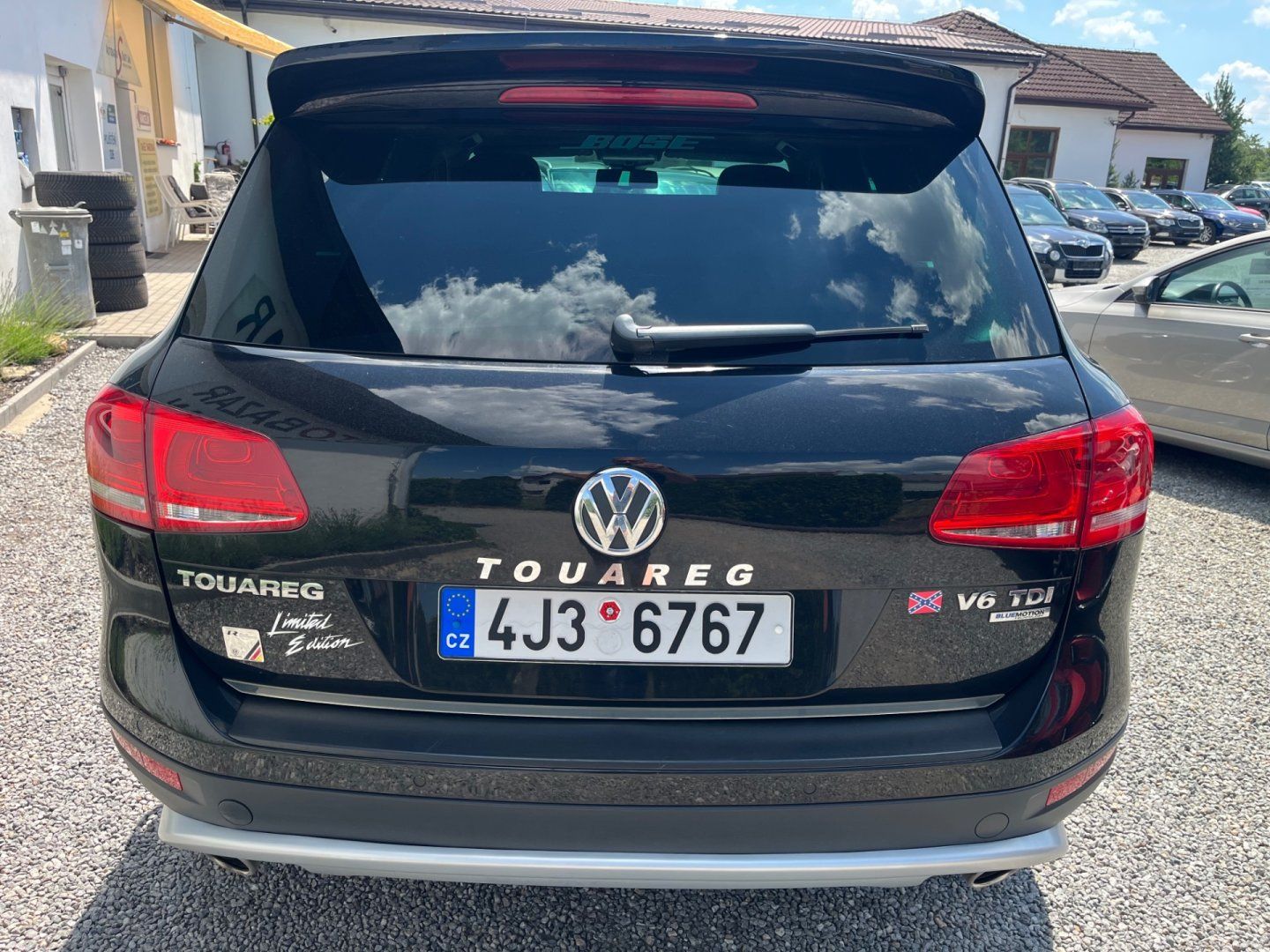 Volkswagen Touareg, 3.0 TDi Bi-Xenon,NAVI, DPH - fotka 3