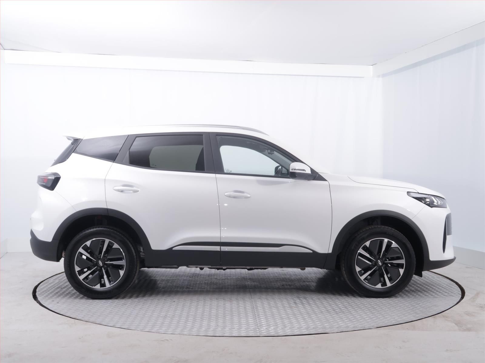 Chery Tiggo 4 HEV, 1.5 Hybrid, Unique, UNIQUE - fotka 6