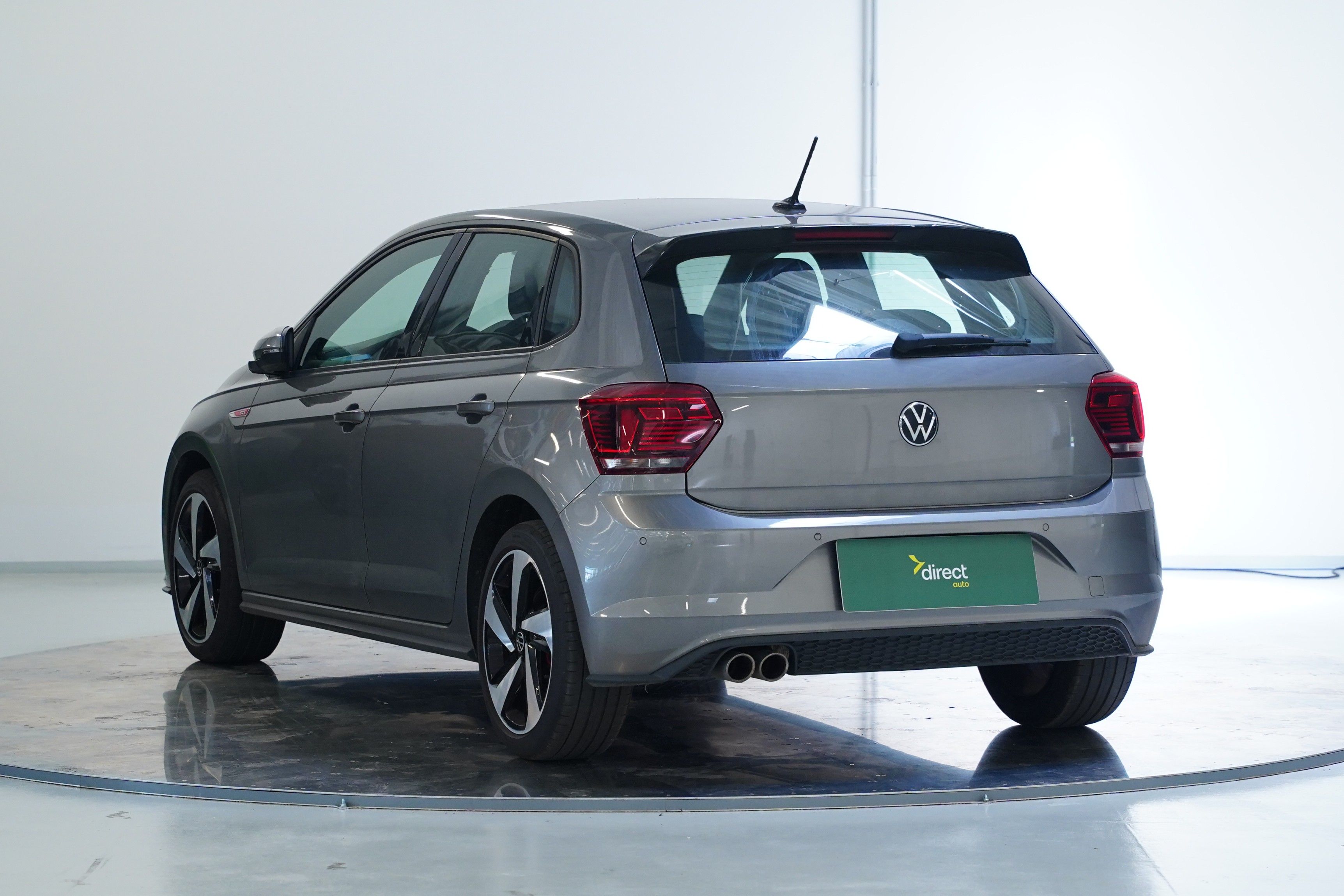 Volkswagen Polo, 2.0 TSI 147 kW GTI - fotka 2