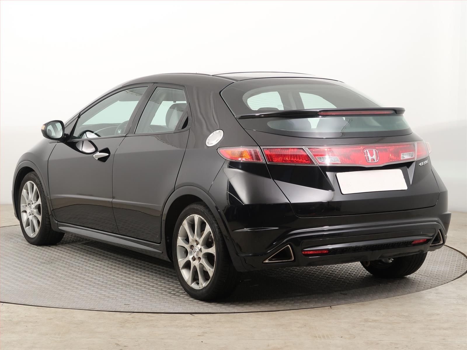 Honda Civic, 1.8, Navi, Automatická klima - fotka 4