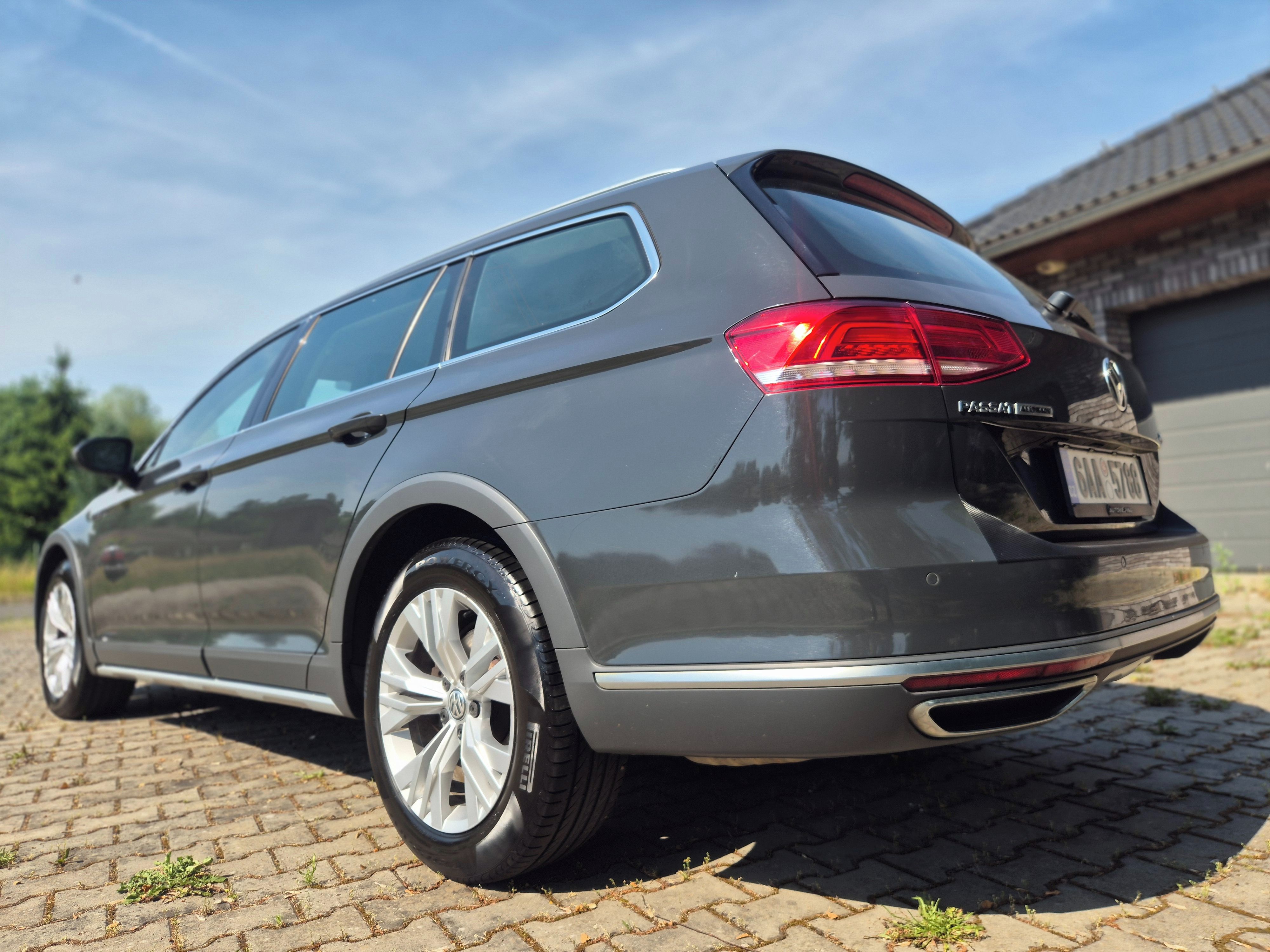 Volkswagen Passat, ALLTRACK  140 KW 2.0 TDI - fotka 2
