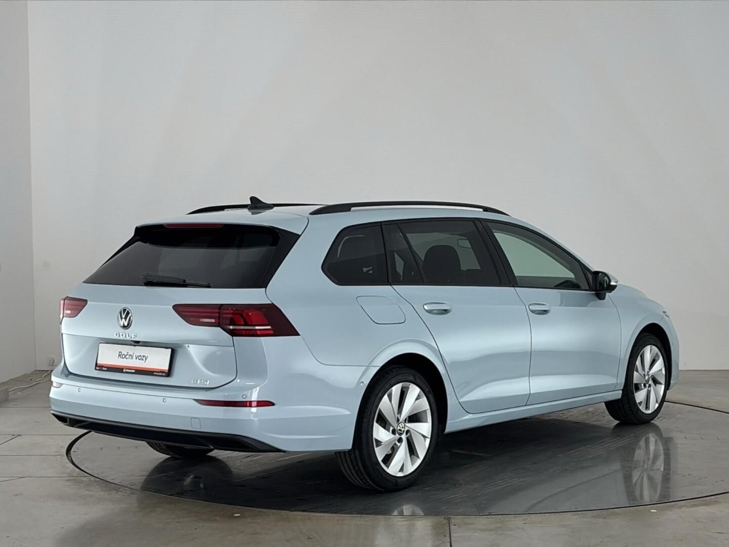 Volkswagen Golf, 1.5 eTSi / 85 kW People DSG - fotka 2
