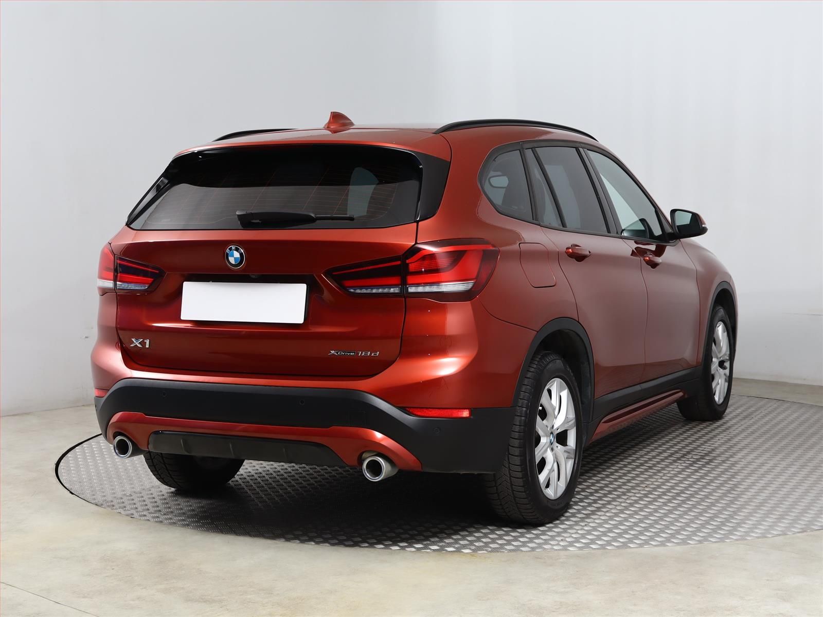 BMW X1, sDrive18d, 4X4, Automat, ČR - fotka 5