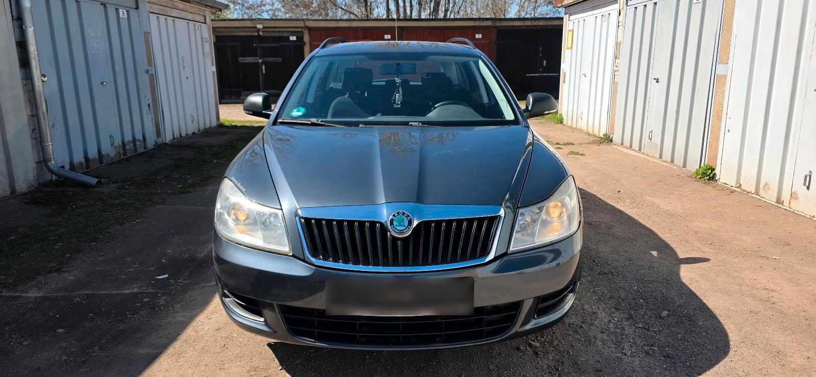 Škoda Octavia, 1.6 MPI 8V - fotka 3