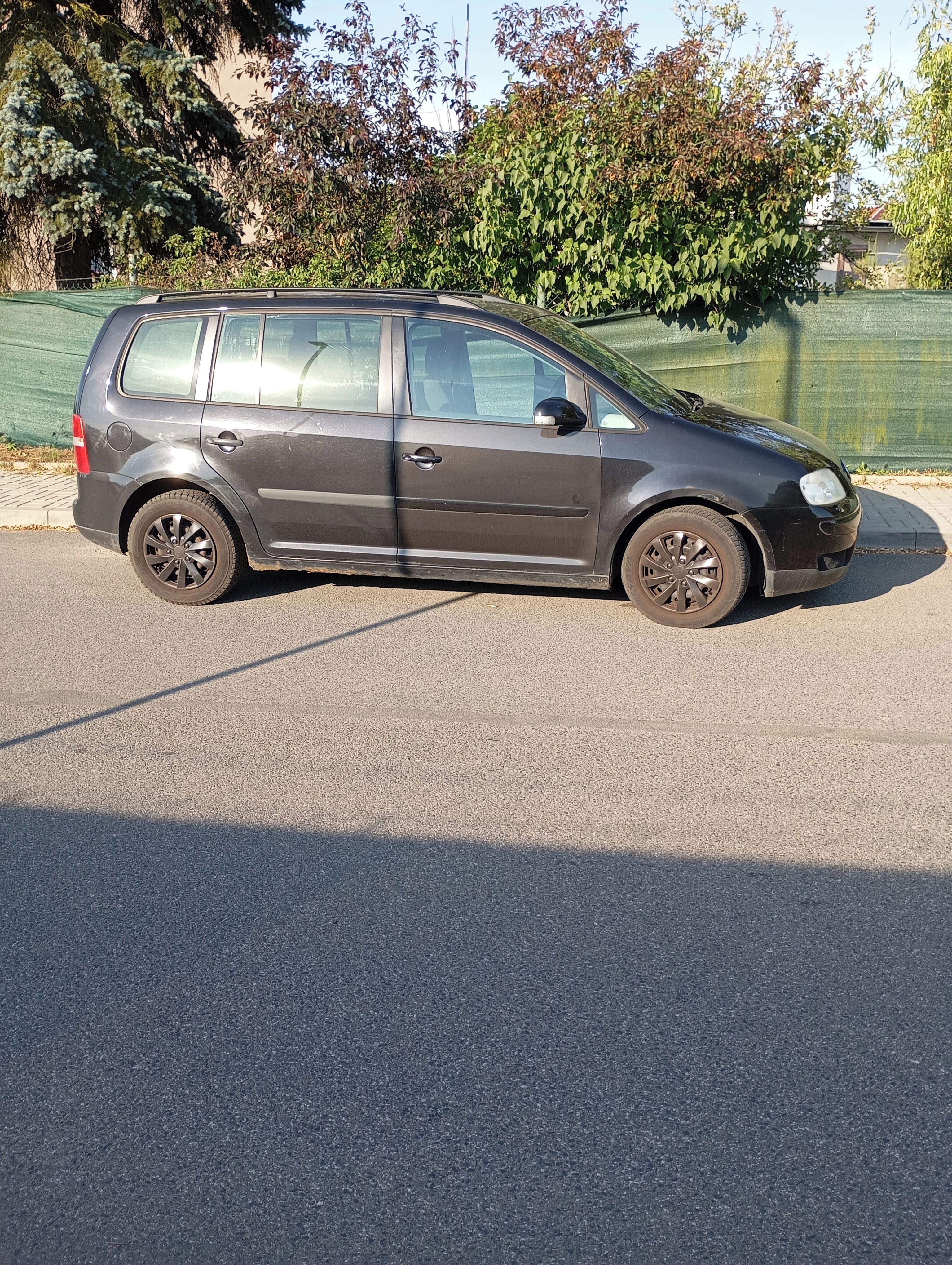 Volkswagen Touran, Volkswagen Touran 1.9 TDI - fotka 2