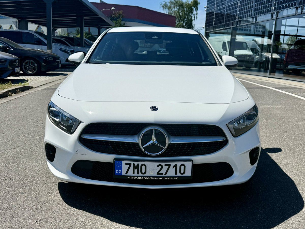 Mercedes-Benz Třídy A, 180 d - fotka 2
